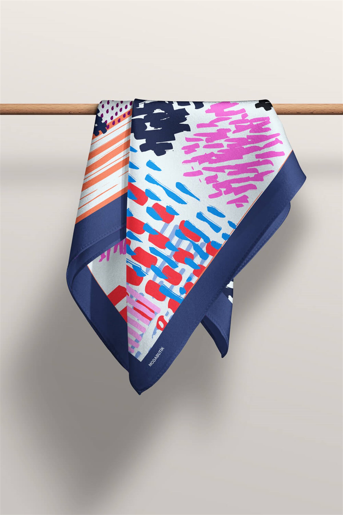 Violla D76 Kadın Egzotik Desenli Bandana 50x50 Kırmızı Siyah DG0434-22