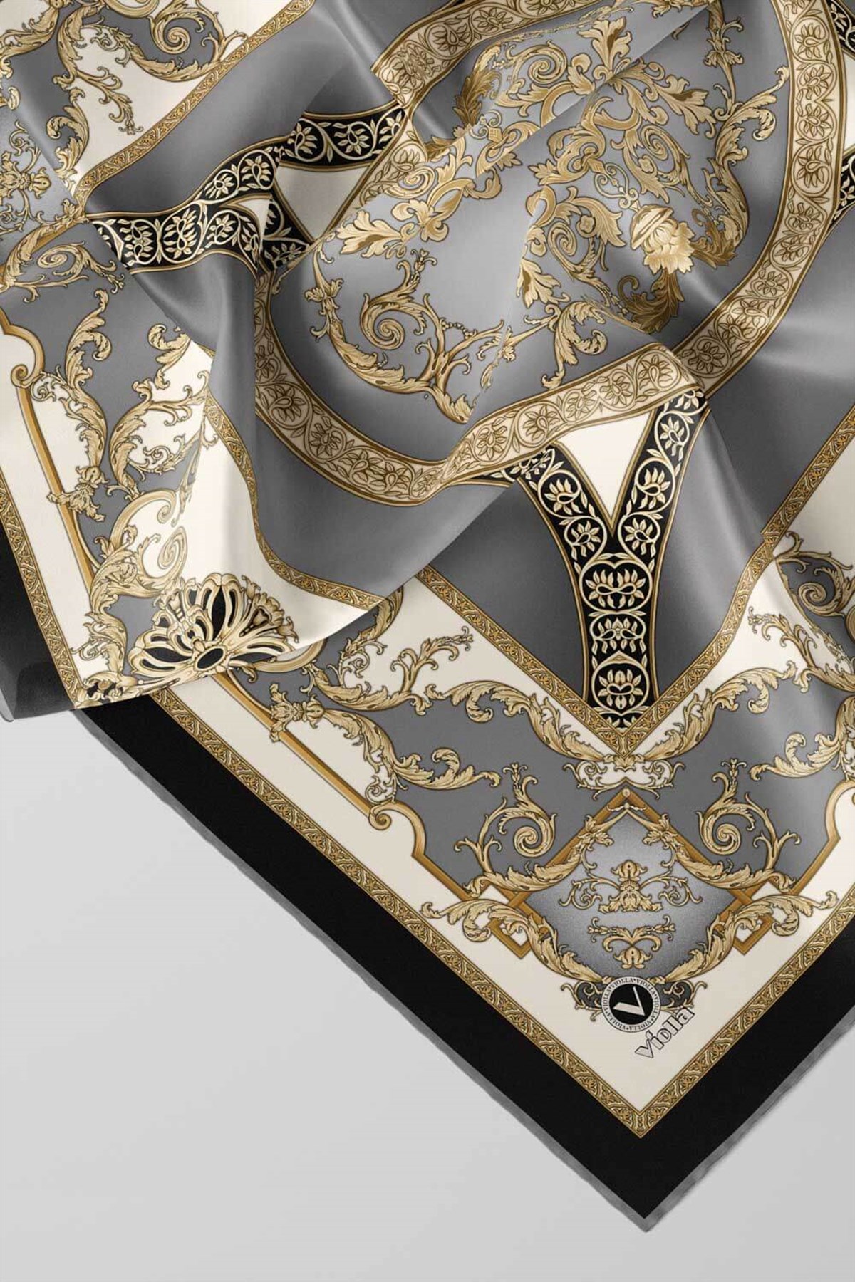 Twill Barok Desenli Gri Renkli 90x90 Eşarp (İpek İçermez) Kenar Dikiş Şekli El Dikişli