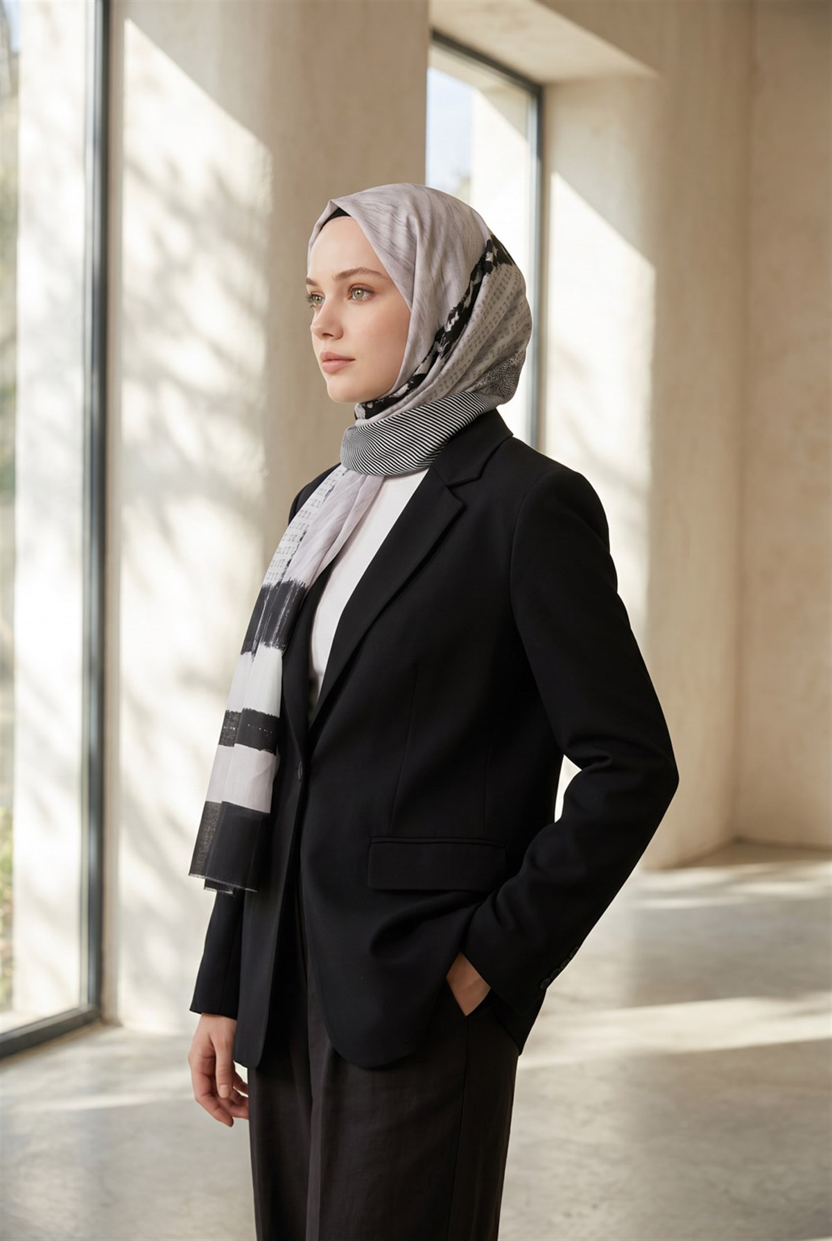 %100 Saf İpek Şal İnce Saten Vual Dokuma Patchwork Desenli Siyah - Pudra Renkli 90x210 Şal