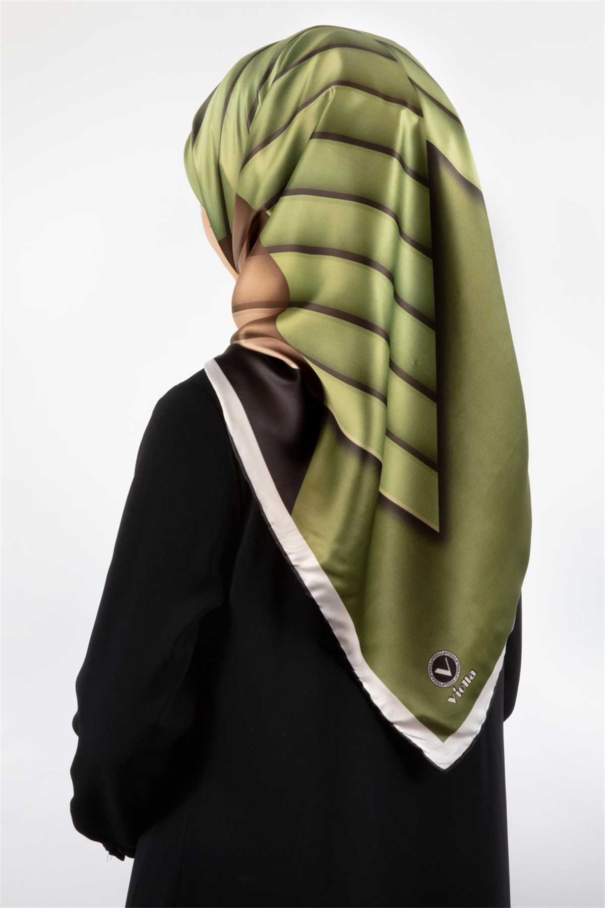 Rayon Zikzak Çizgi Desenli Haki Renkli 90x90 Eşarp (İpek İçermez) Dikim Şekli : El Dikişi