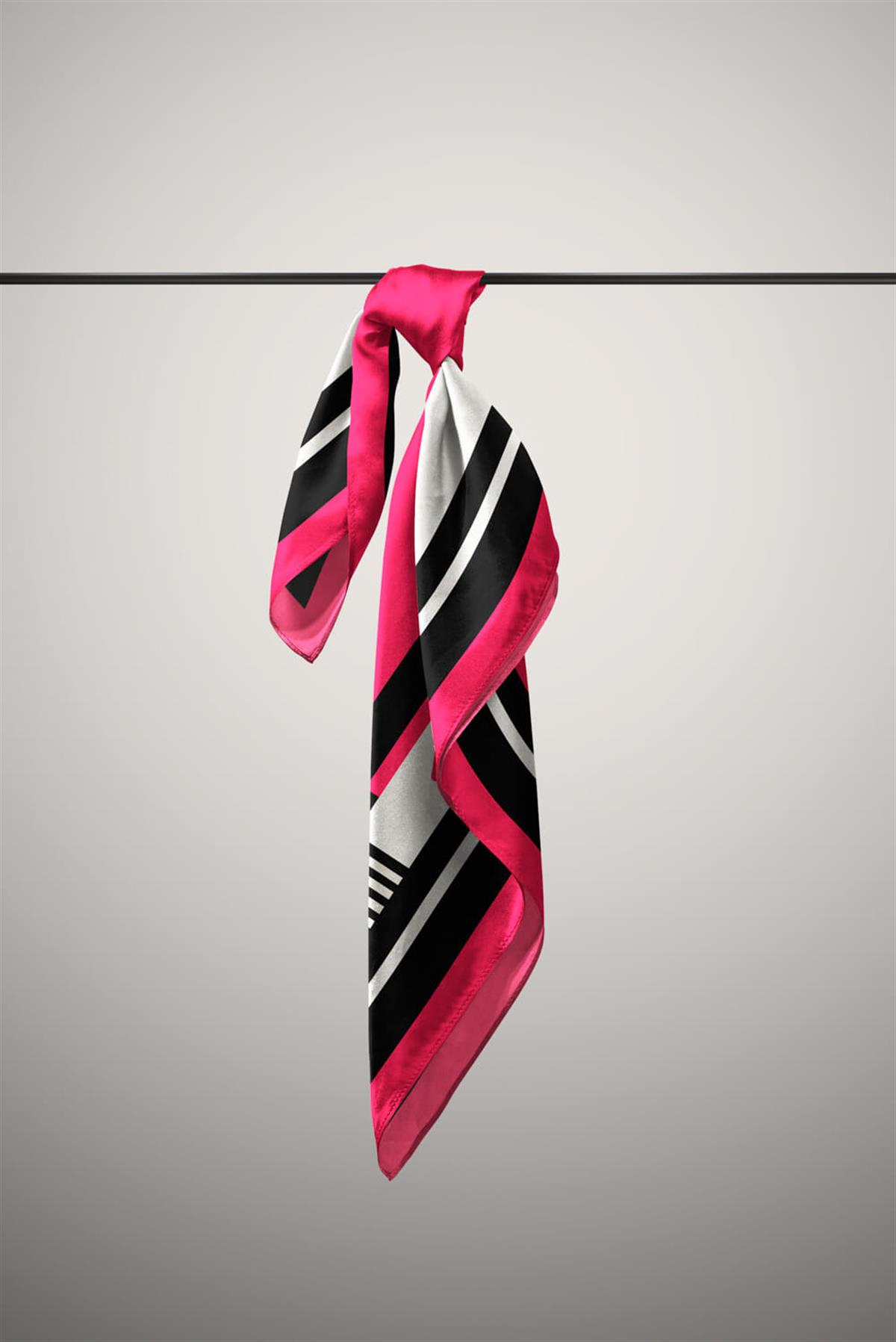 E47 Kadın Kırmızı Kare Desenli 50x50 Bandana HYL DG01524-22