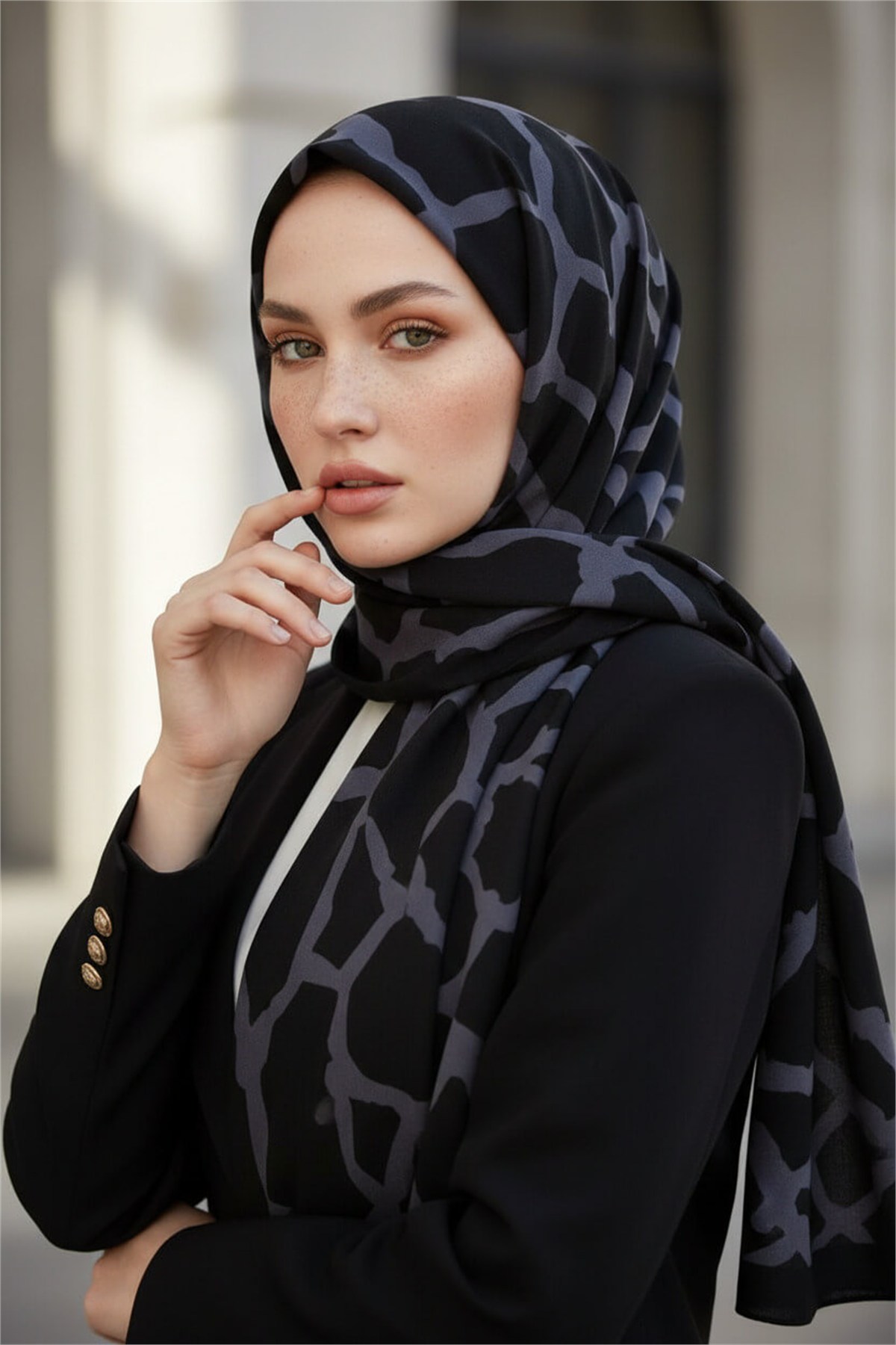 KREP TAŞ DESENLİ SİYAH - FÜME RENKLİ 75X195 KIRIŞMAZ ŞAL