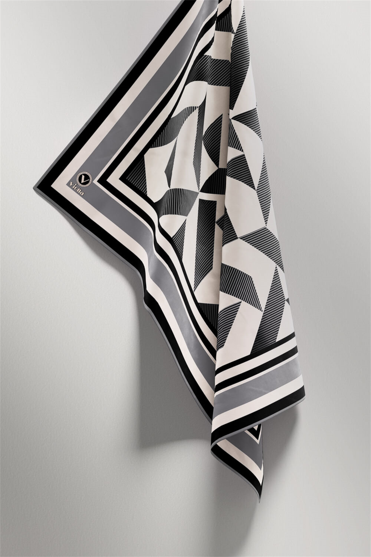 Twill Geometrik Desenli Gri Renkli 90x90 Eşarp (İpek İçermez) Kenar Dikiş Şekli El Dikişli