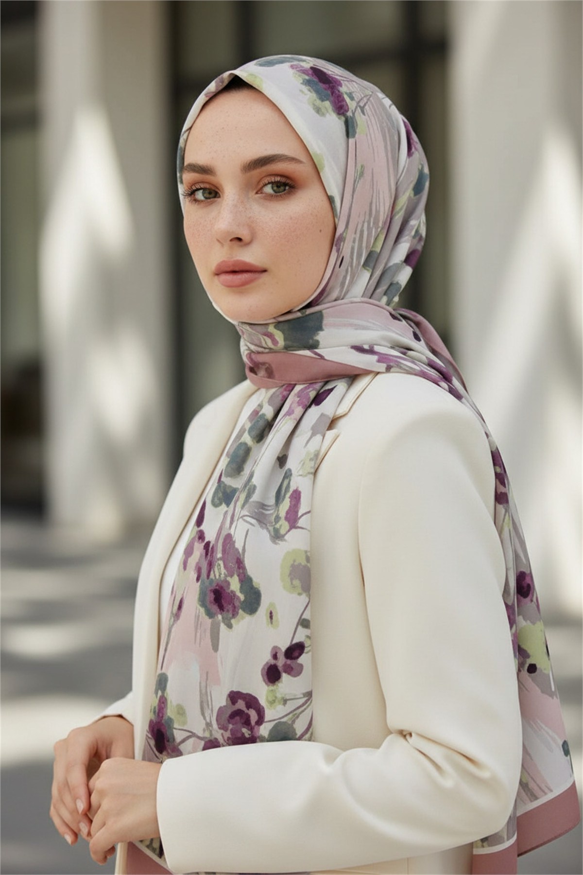 KREP BAHAR DALI DESENLİ PUDRA RENKLİ 75X195 KIRIŞMAZ ŞAL