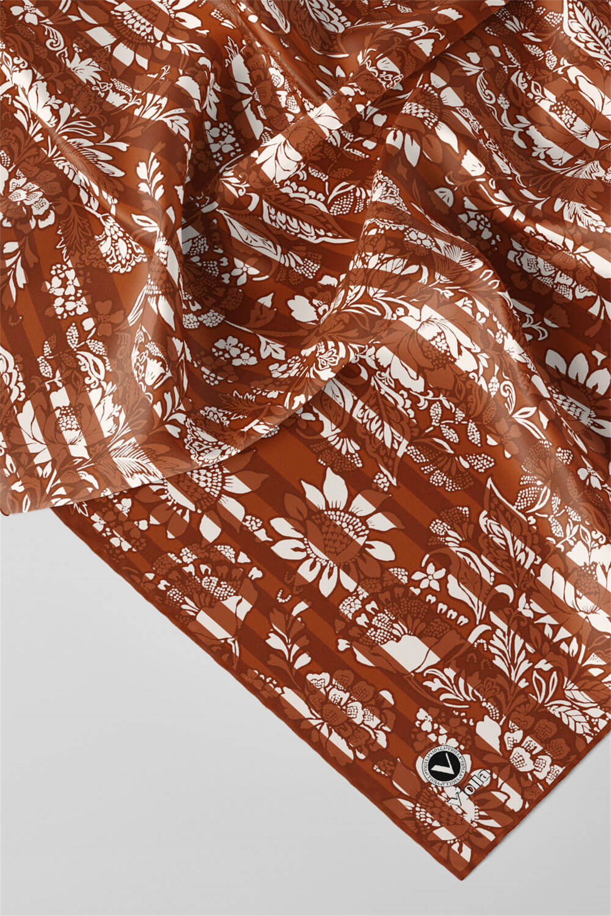Twill Batik Şal Desenli Taba Renkli 90x90 Eşarp (İpek İçermez) Kenar Dikiş Şekli El Dikişli