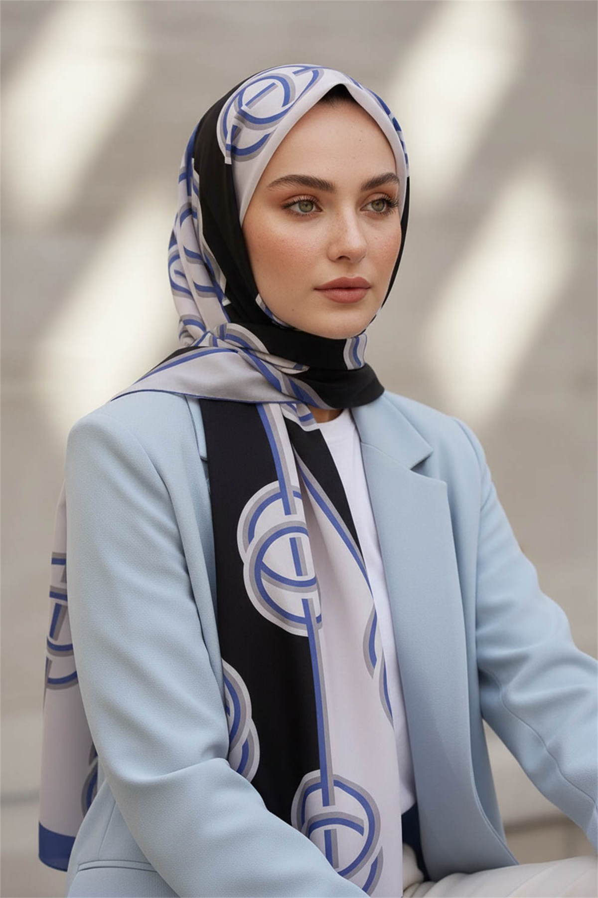 KREP ÇİZGİLİ DESENLİ İNDİGO RENKLİ 75X195 KIRIŞMAZ ŞAL