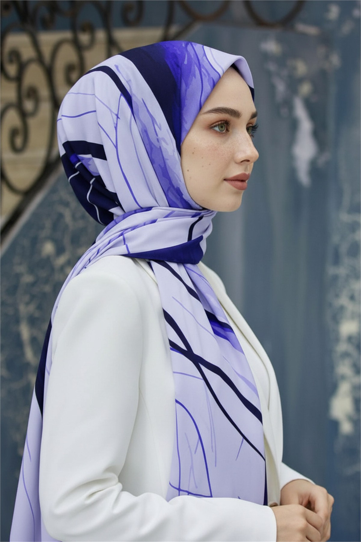 KREP ÇİZGİ DESENLİ LACİVERT RENKLİ 75X195 KIRIŞMAZ ŞAL