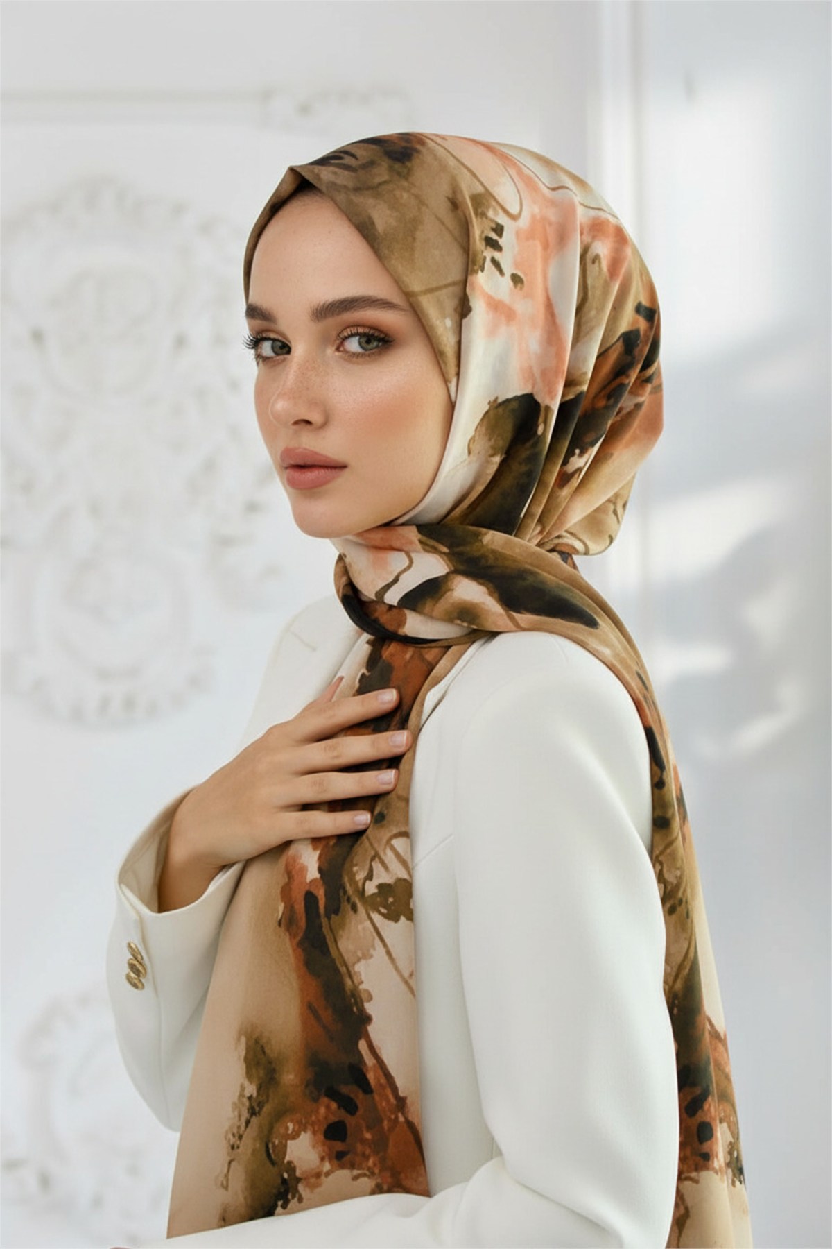KREP SULU BOYA YAPRAK DESENLİ VİZON RENKLİ 75X195 KIRIŞMAZ ŞAL