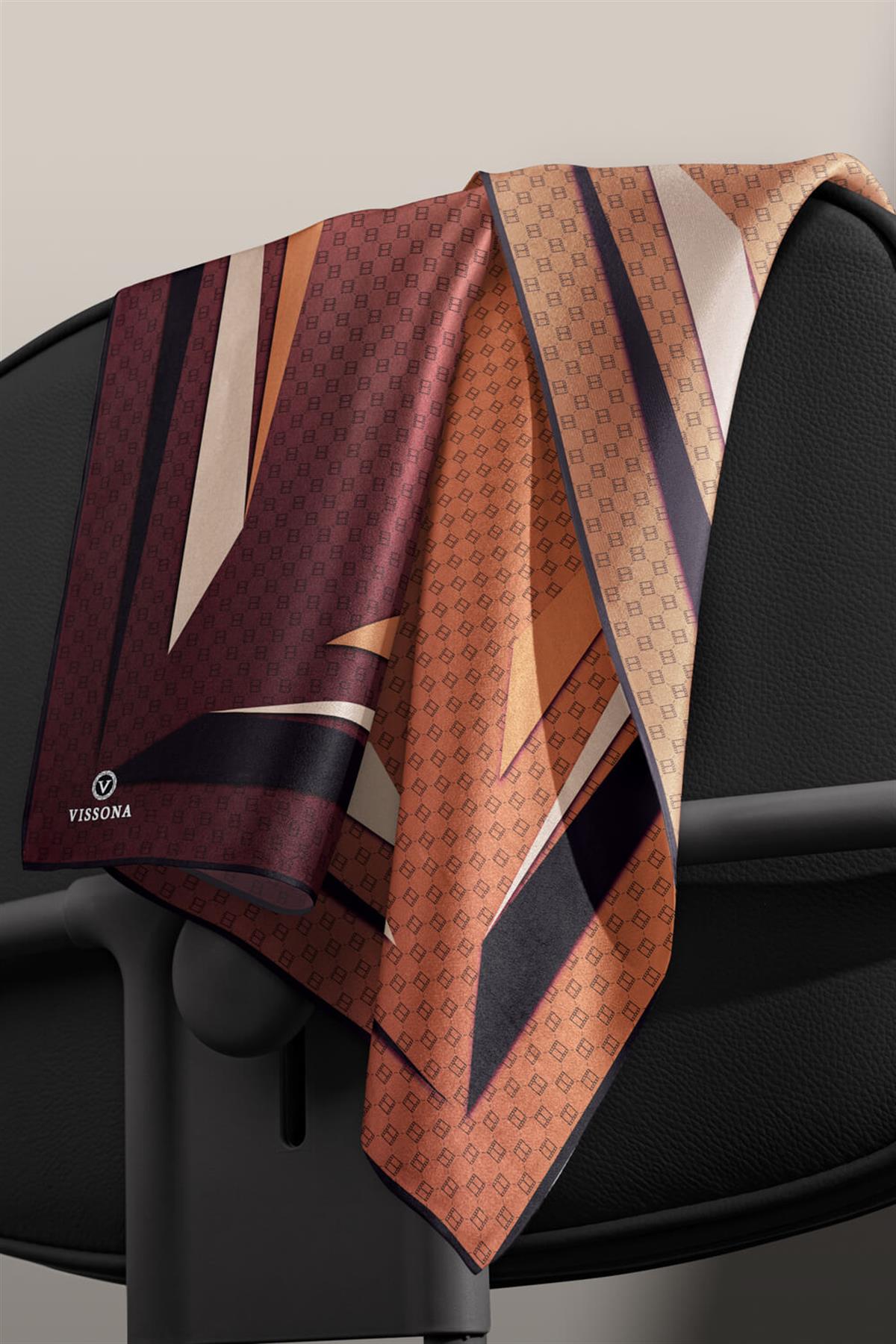 %100 Twill İpek Degrade Desenli Siyah - Taba Renkli 90x90 Eşarp Dikim Şekli : El Dikişi