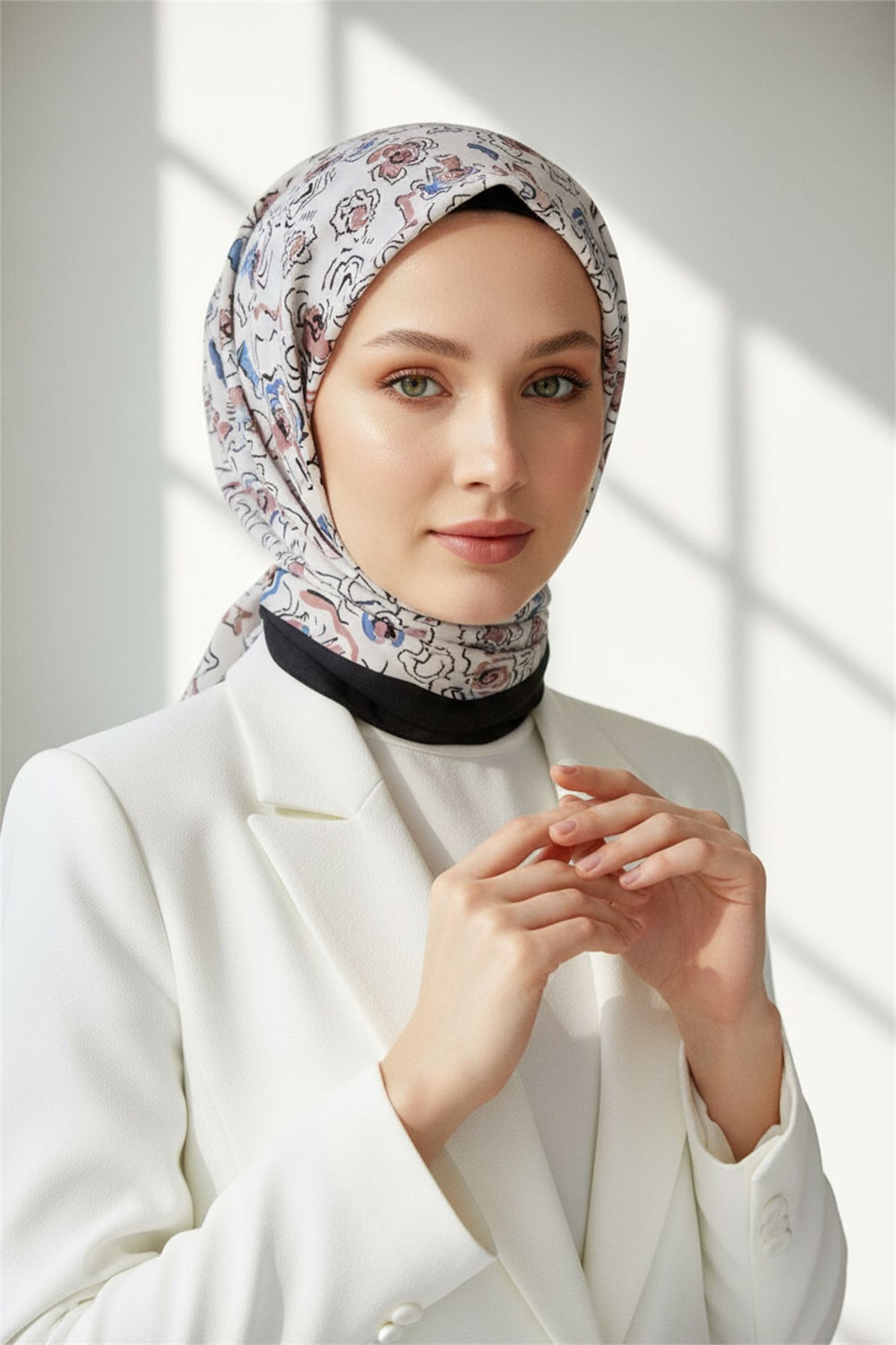 KREP ÇİÇEKLİ GÜL KURUSU - İNDİGO RENKLİ 75X195 KIRIŞMAZ ŞAL