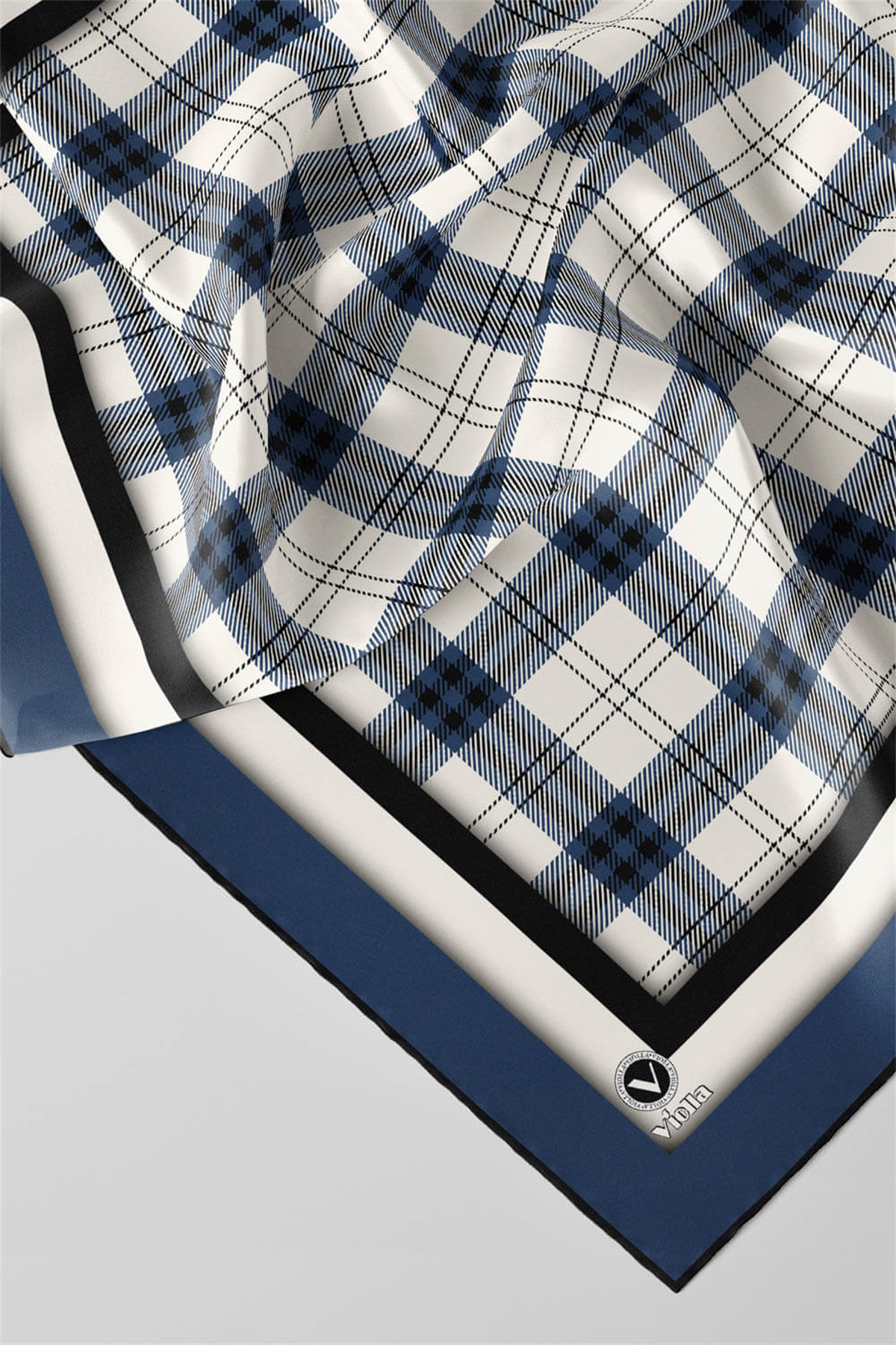 Twill Ekose Desenli İndigo Renkli 90x90 Eşarp (İpek İçermez) Kenar Dikiş Şekli El Dikişli