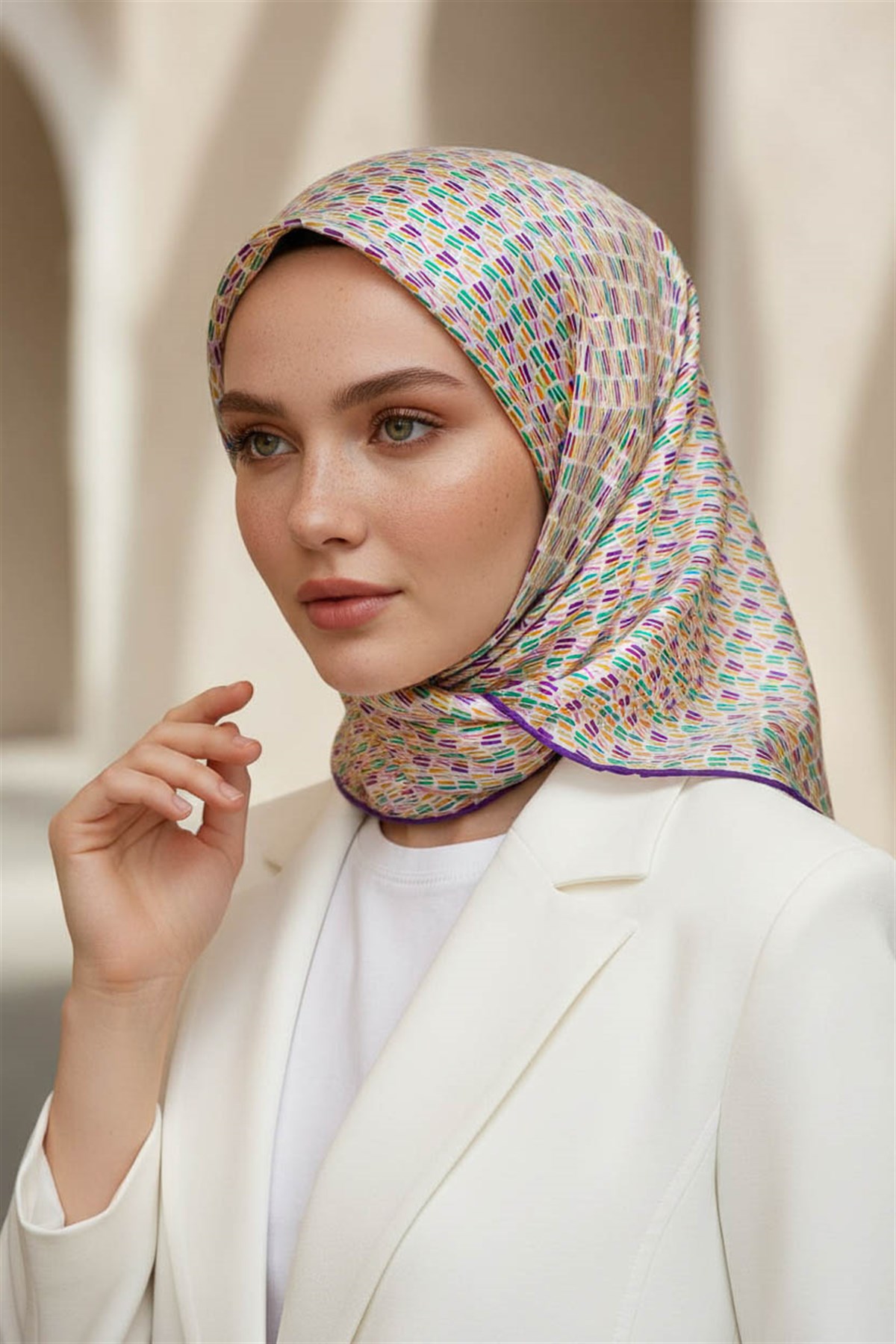 %100 Twill İpek Çizgi Desenli Mor Renkli 90x90 Eşarp Dikim Şekli : El Dikişi