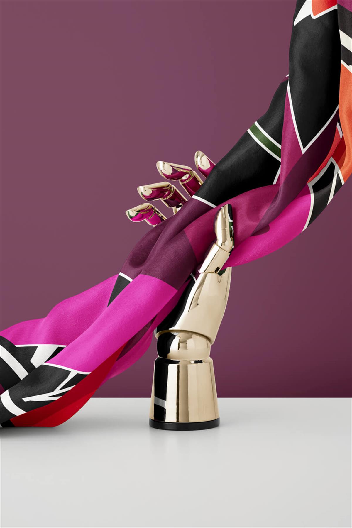 %100 Twill İpek Yaprak Desenli Taba - Mürdüm Renkli 90x90 Eşarp Dikim Şekli : El Dikişi