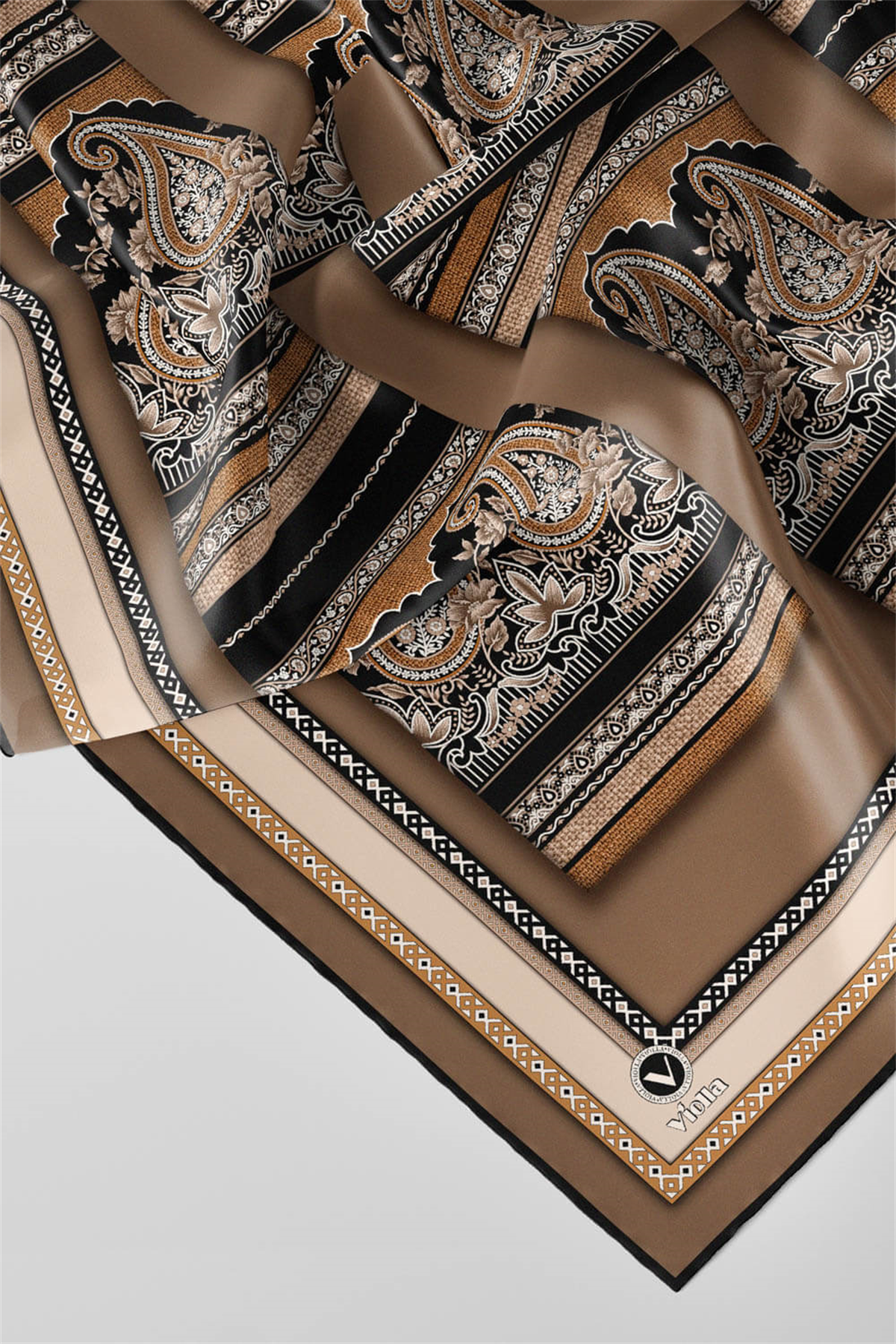 Twill Şal Desenli Bej Renkli 90x90 Eşarp (İpek İçermez) Kenar Dikiş Şekli El Dikişli