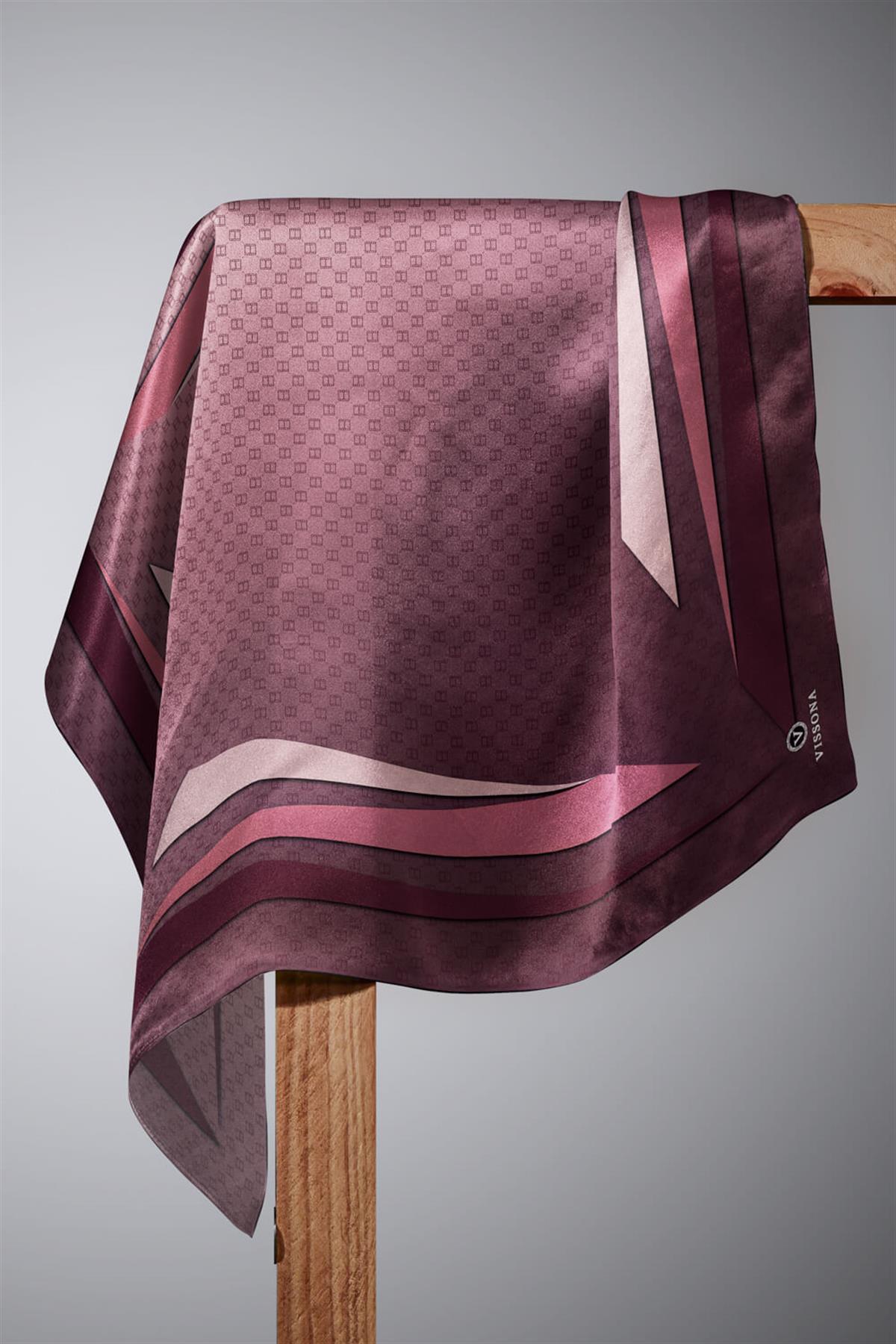 %100 Twill İpek Degrade Desenli Şarabi - Gül Kurusu Renkli 90x90 Eşarp Dikim Şekli : El Dikişi