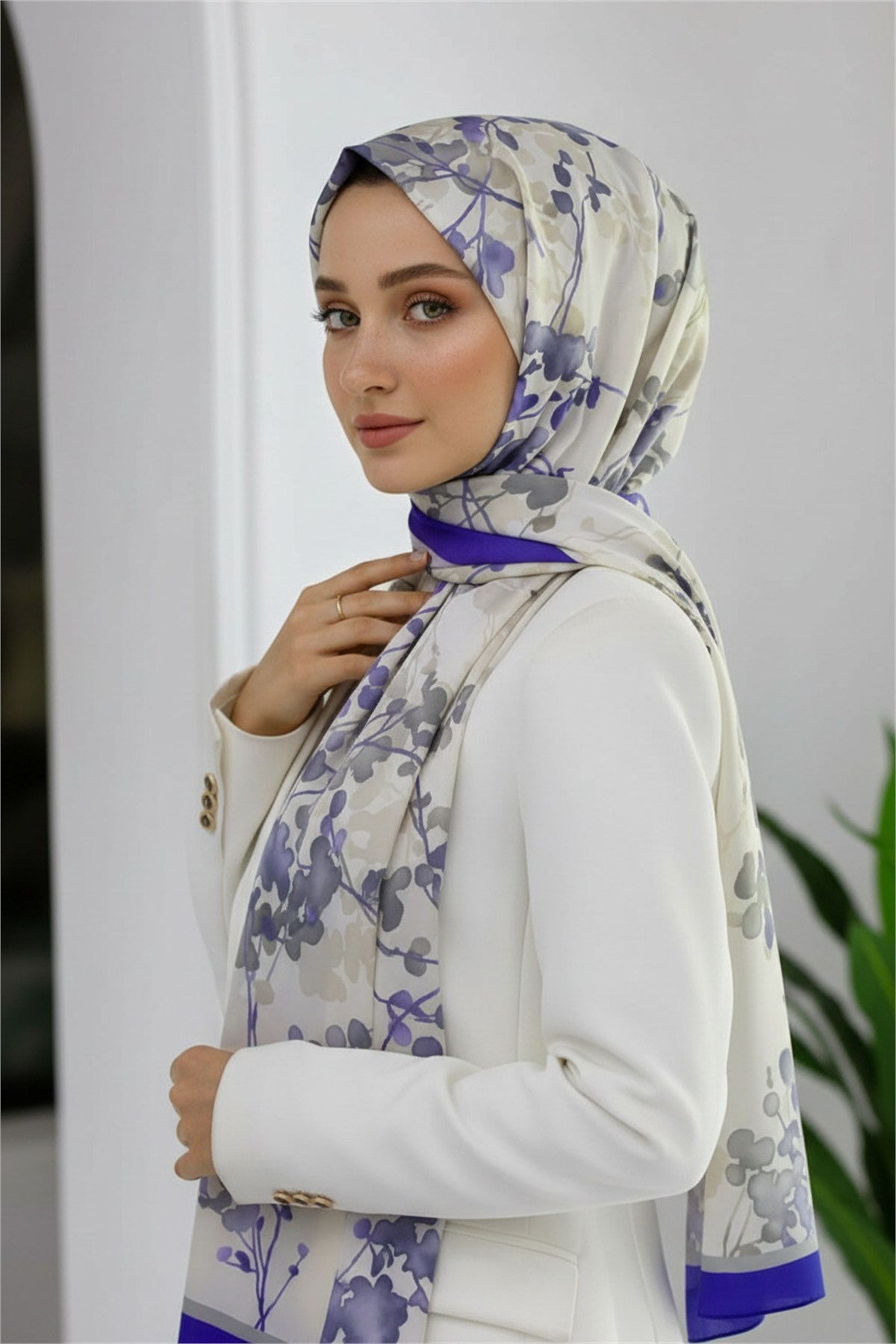 KREP ÇİÇEK DESENLİ SAKS RENKLİ 75X195 KIRIŞMAZ ŞAL