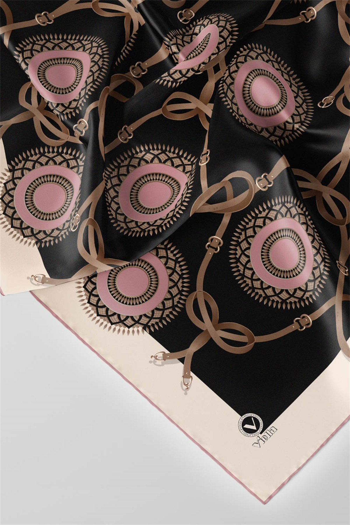 Twill Kemerli Ve Geometrik Desenli Pudra Renkli 90x90 Eşarp (İpek İçermez) Kenar Dikiş Şekli El Dikişli