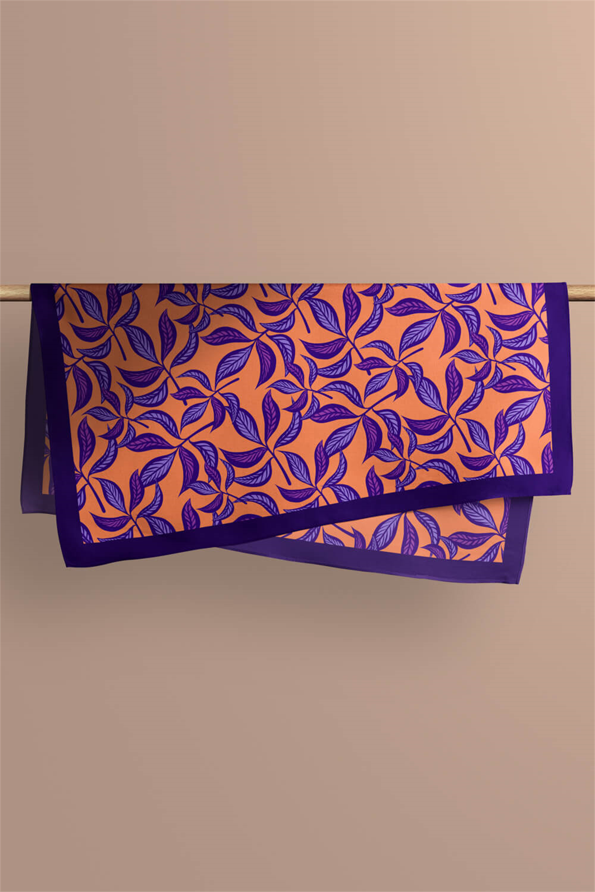 Kadın Mor Turuncu Basil Desenli 50x50 Bandana HYL DG0801-22