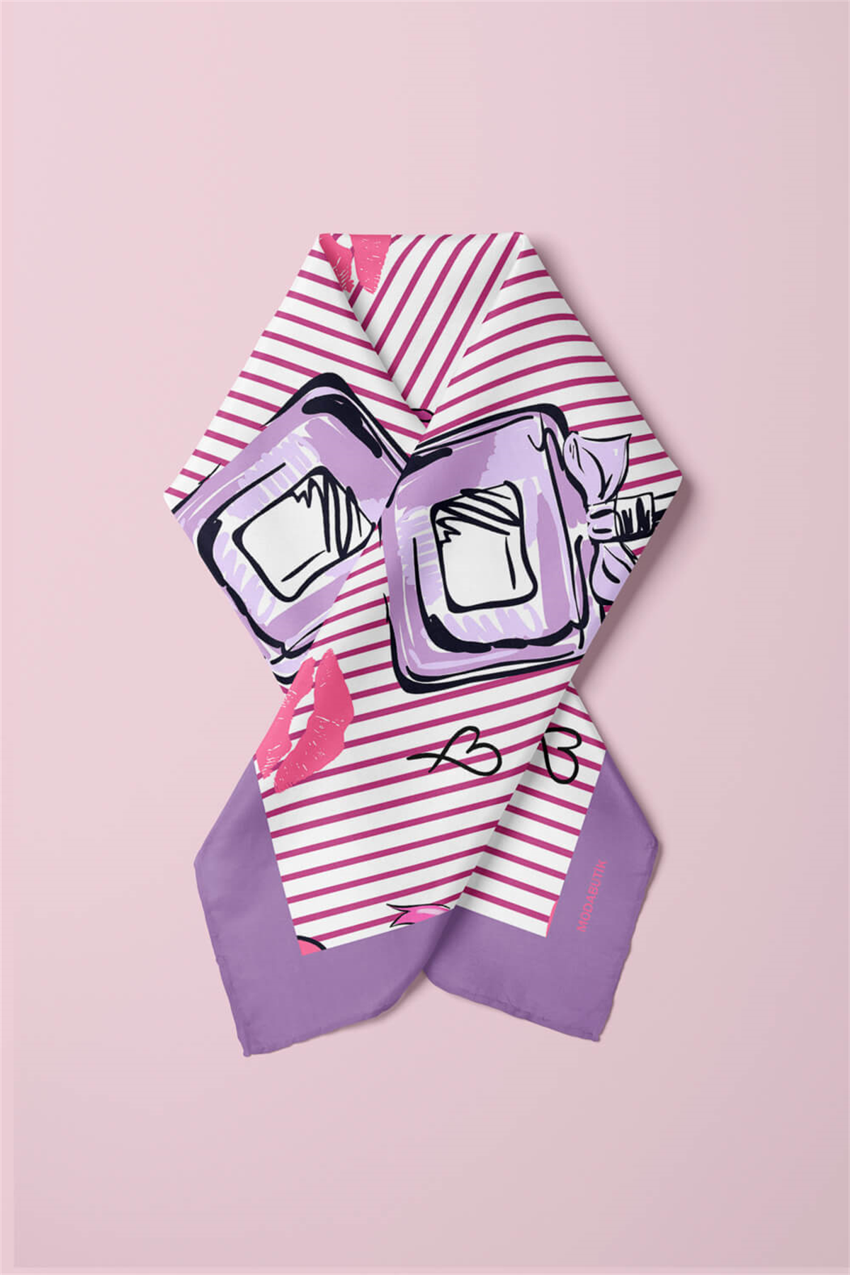 V21 Kadın Aşk Desenli Bandana 50x50 Pembe DG0444-22