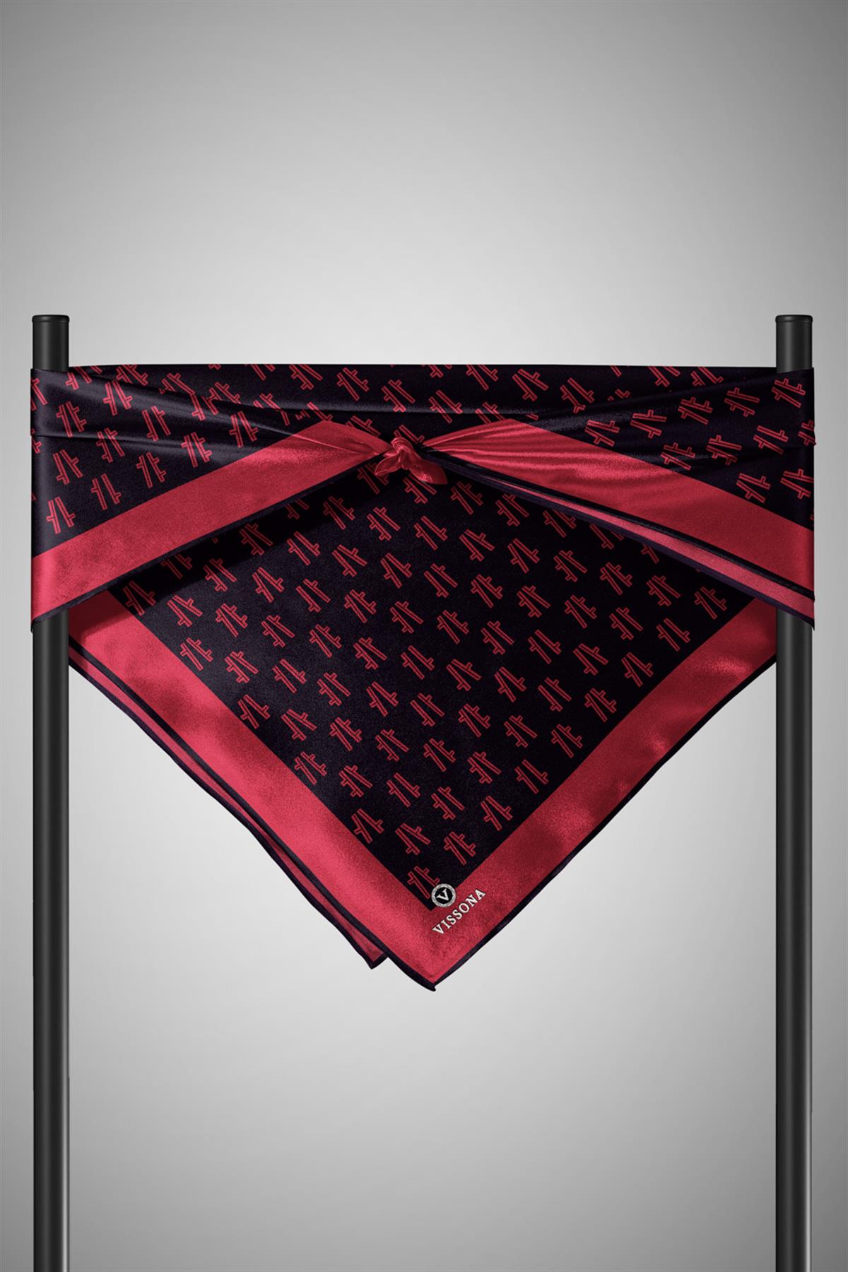 %100 Twill İpek Geometrik Desenli Bordo - Siyah Renkli 90x90 Eşarp Dikim Şekli : El Dikişi