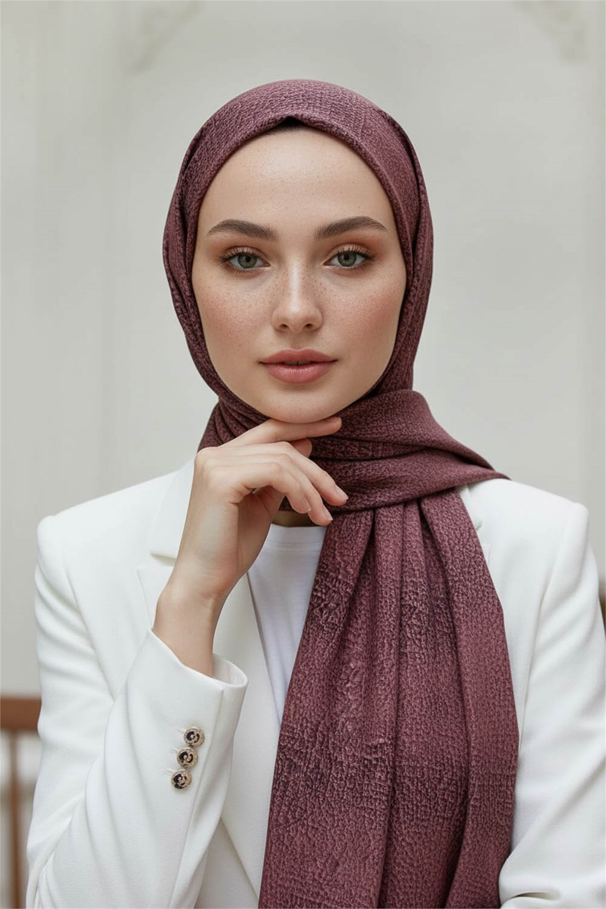 KREP DESENLİ GÜL KURUSU RENKLİ 75X195 KIRIŞMAZ ŞAL