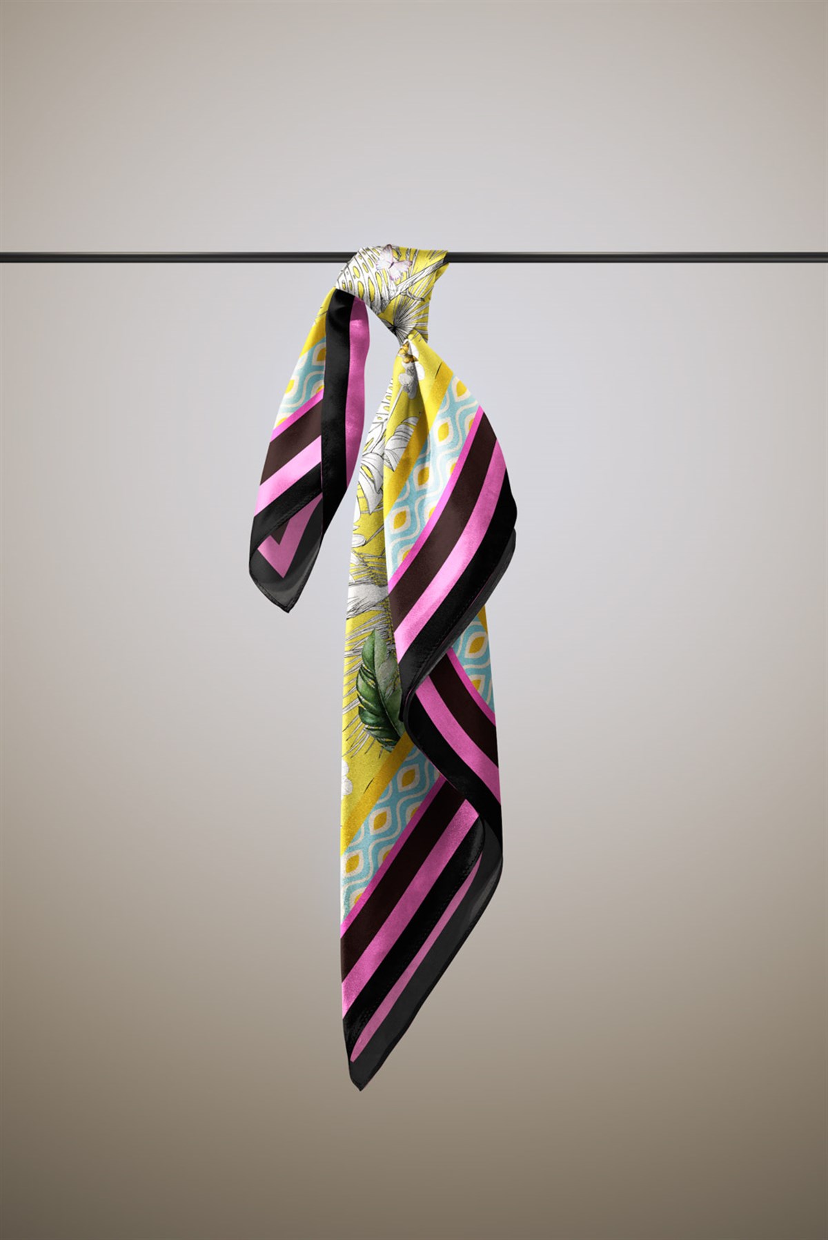 C12 KADIN DESENLİ BANDANA