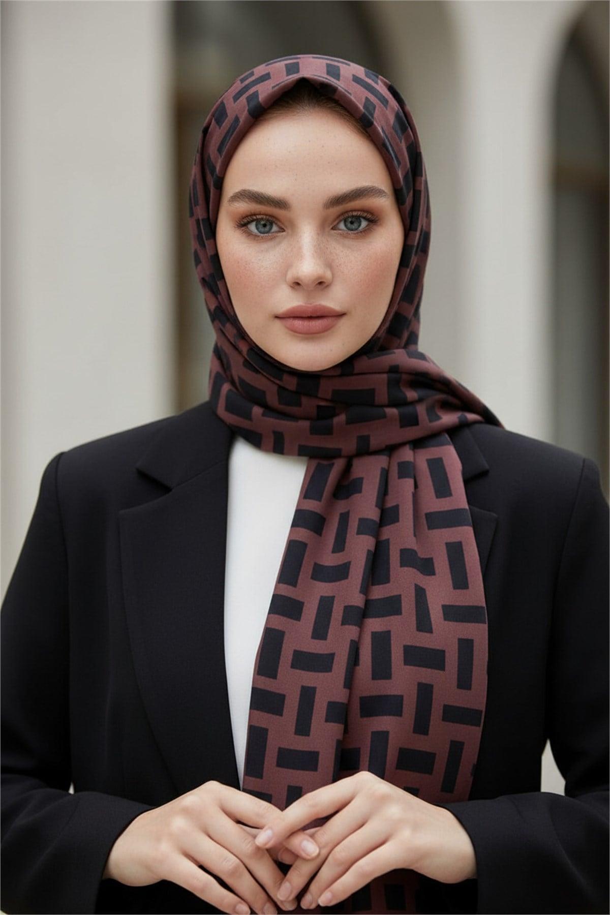 KREP KARELİ DESENLİ GÜL KURUSU RENKLİ 75X195 KIRIŞMAZ ŞAL