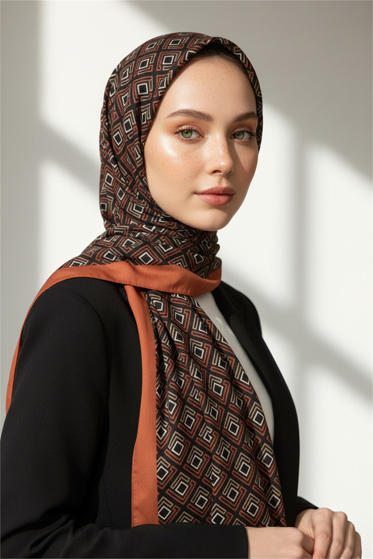KREP MİNİ MOTİF DESENLİ TABA - BEJ RENKLİ 75X195 KIRIŞMAZ ŞAL