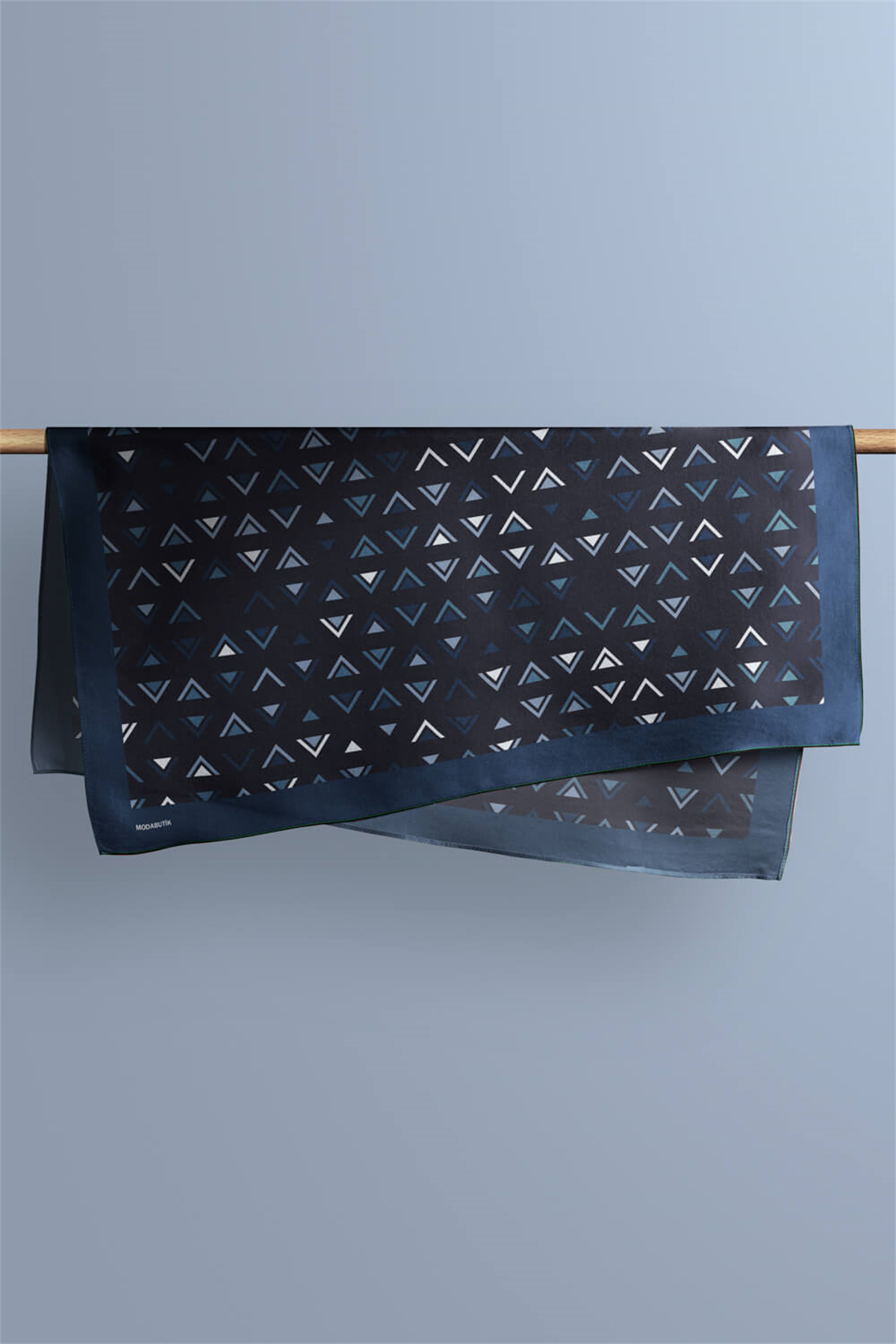 Kadın Üçgen Desenli Bandana 50x50 Siyah Mavi Beyaz DG0485