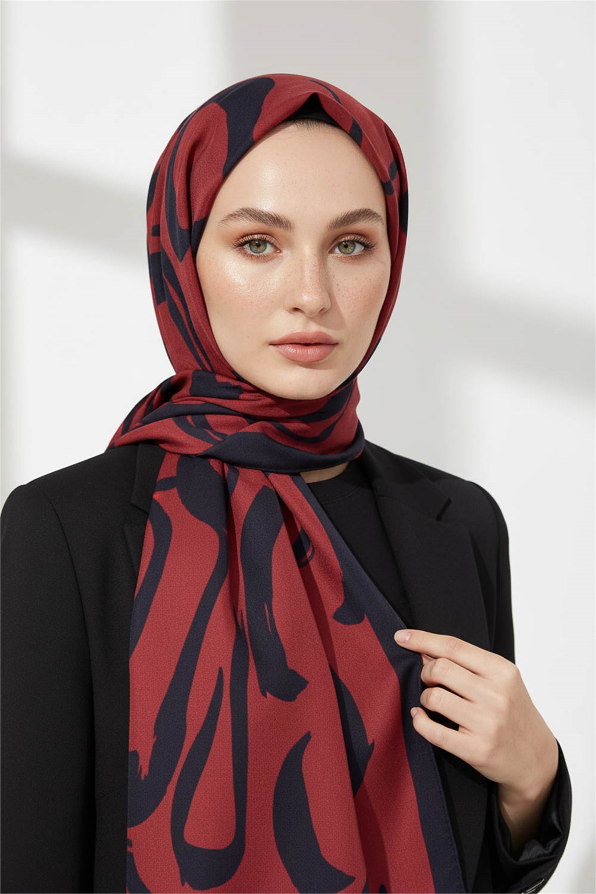 KREP FIRÇA DARBESİ DESENLİ BORDO RENKLİ 75X195 KIRIŞMAZ ŞAL