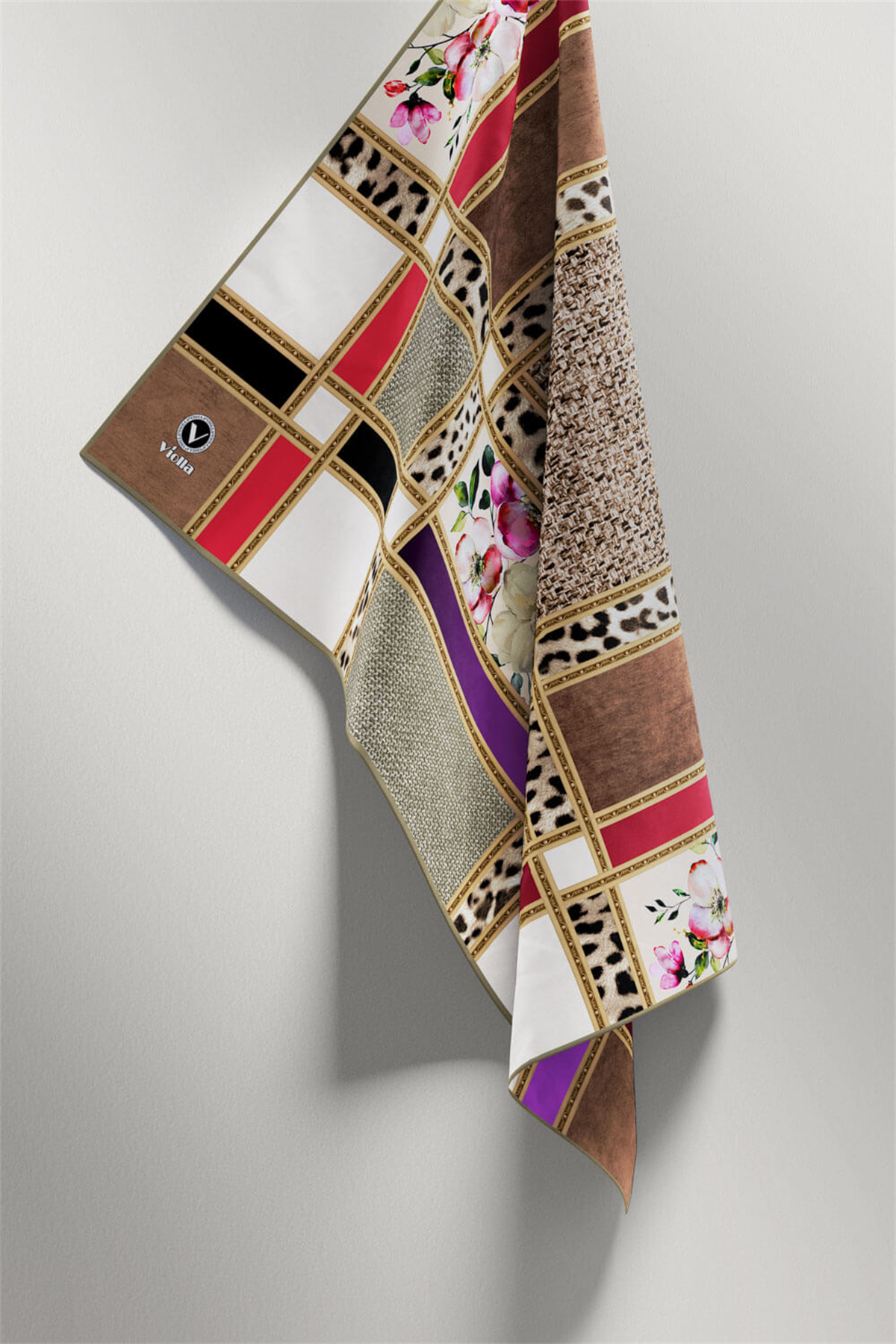 Twill Leopar ve Çiçek Desenli Vizon - Pembe Renkli 90x90 Eşarp (İpek İçermez) Dikim Şekli : El Dikişi