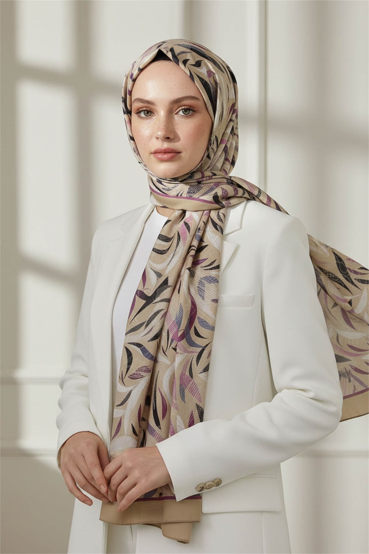 KREP GEOMETRIK DESENLİ MOR RENKLİ 75X195 KIRIŞMAZ ŞAL