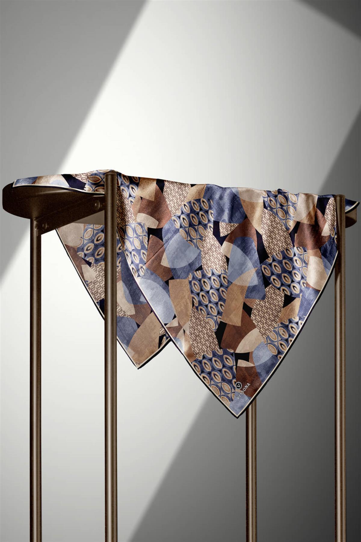 %100 Twill İpek Geometrik Desenli Gri - Sütlü Kahve Renkli 90x90 Eşarp Eşarp Kenar Dikiş Şekli El Dikişli