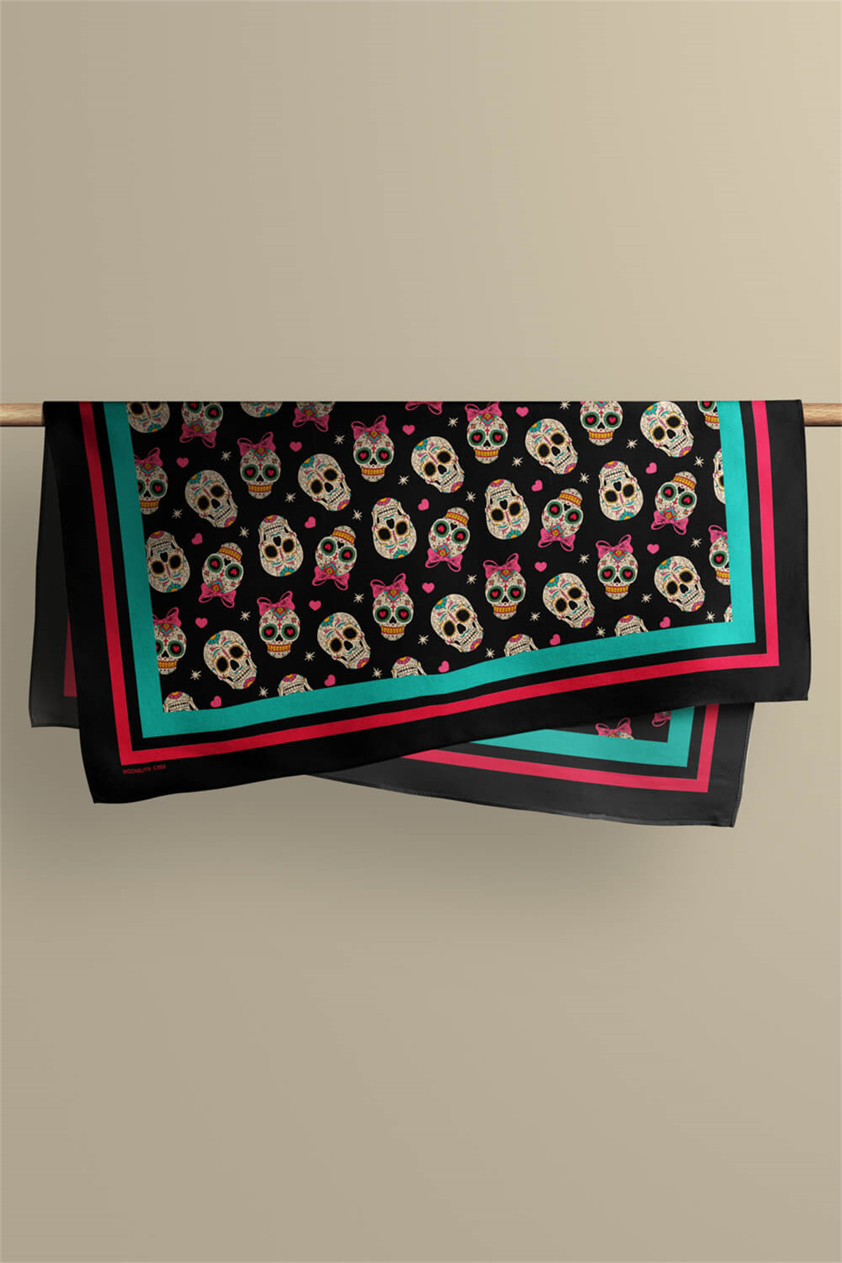 G20 Kadın Kurukafa Desenli 50x50 Bandana HYL DG01389-22