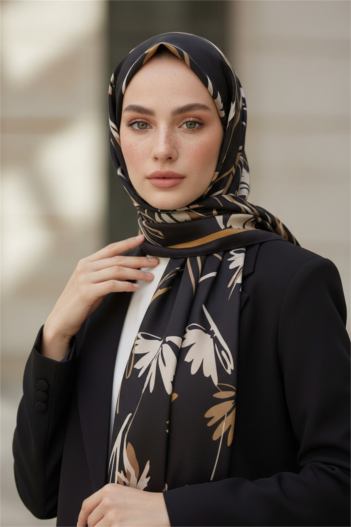 KREP ÇİÇEK DESENLİ GOLD RENKLİ 75X195 KIRIŞMAZ ŞAL