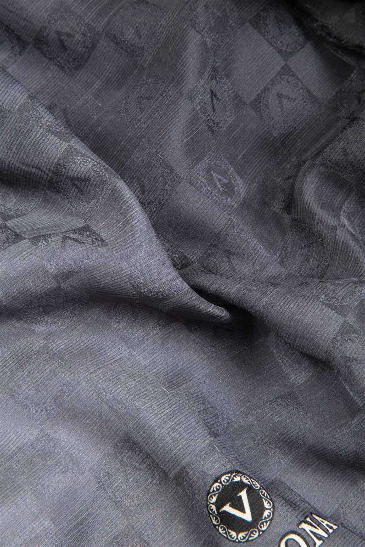Vissona %57 İPEK %43 PAMUK Degrade Desenli Füme Renkli Şal -  70x190 Dikiş Tipi İtalyan Dikişli