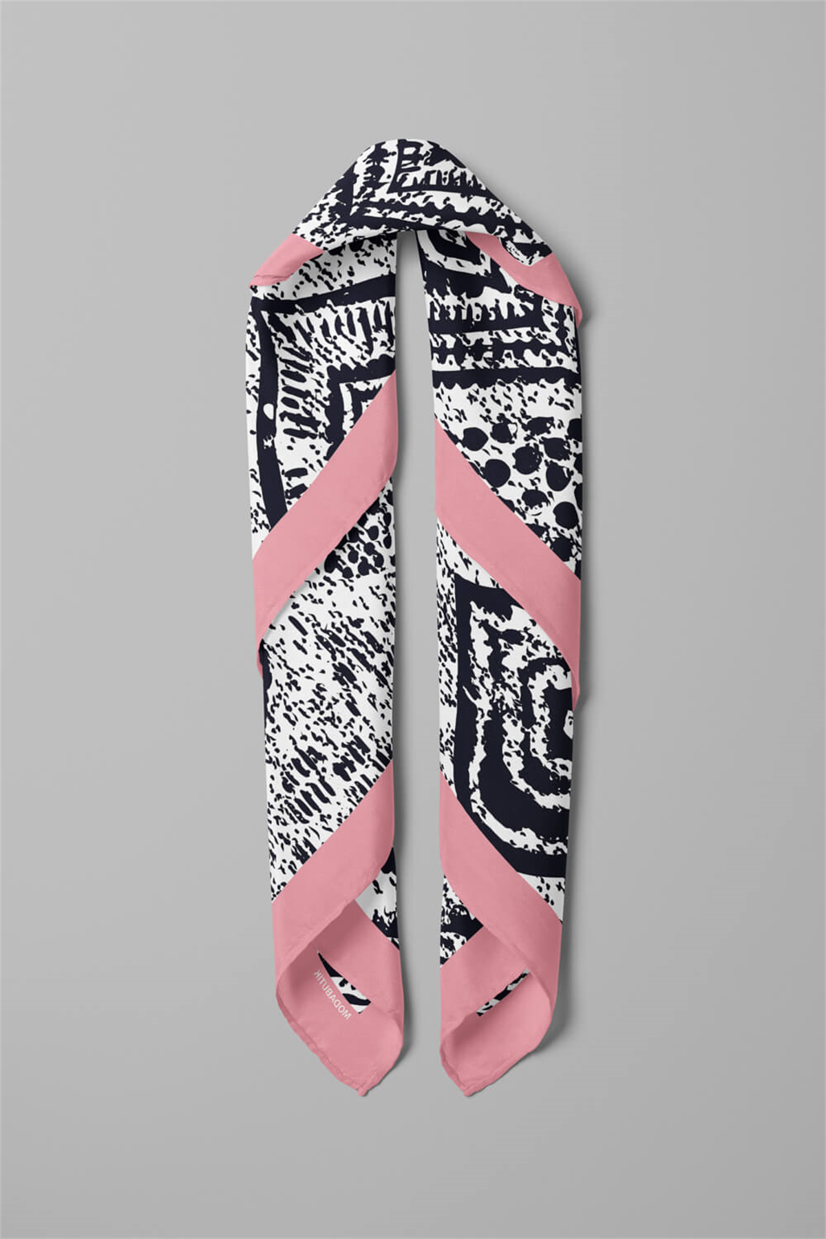 D101 Kadın Etnik Desenli Bandana 50x50 Siyah DG0177-22