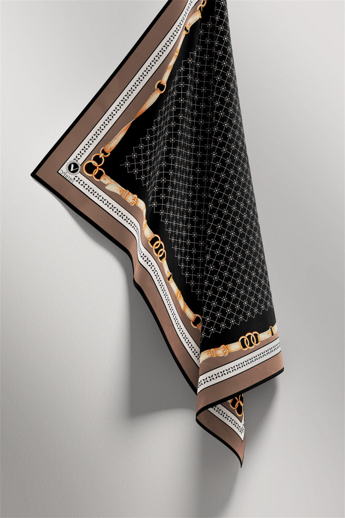 Twill Kemerli ve Çıtır Motifli Desenli Vizon Renkli 90x90 Eşarp (İpek İçermez) Dikim Şekli : El Dikişi