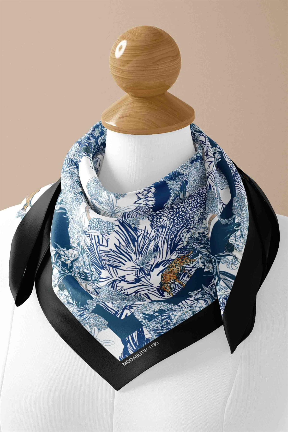 V45 Kadın Açık Mavi Lacivert Arbore Desenli 50x50 Bandana HYL DG01130-22