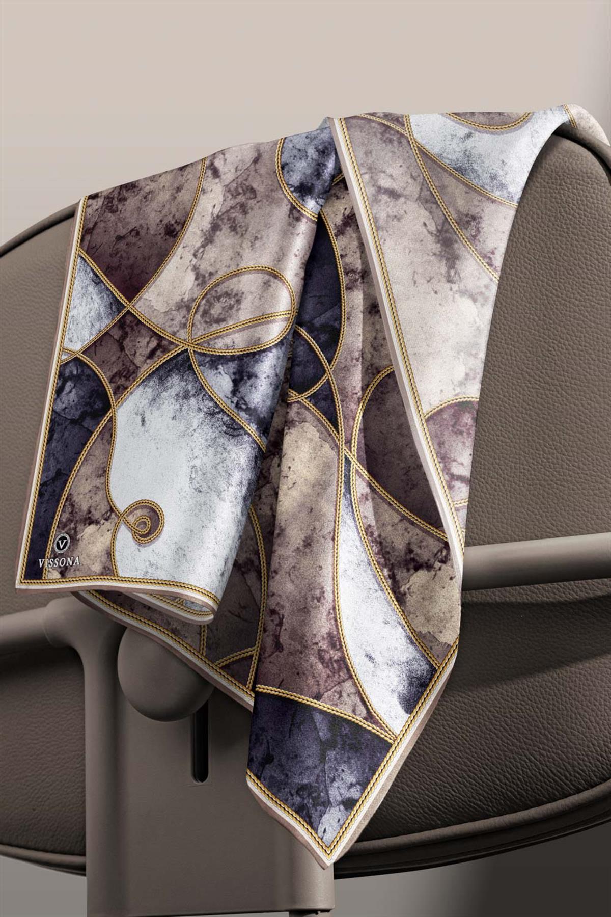 %100 Twill İpek Zincirli Mermer Desenli Bej - Gri Renkli 90x90 Eşarp Dikim Şekli : El Dikişi