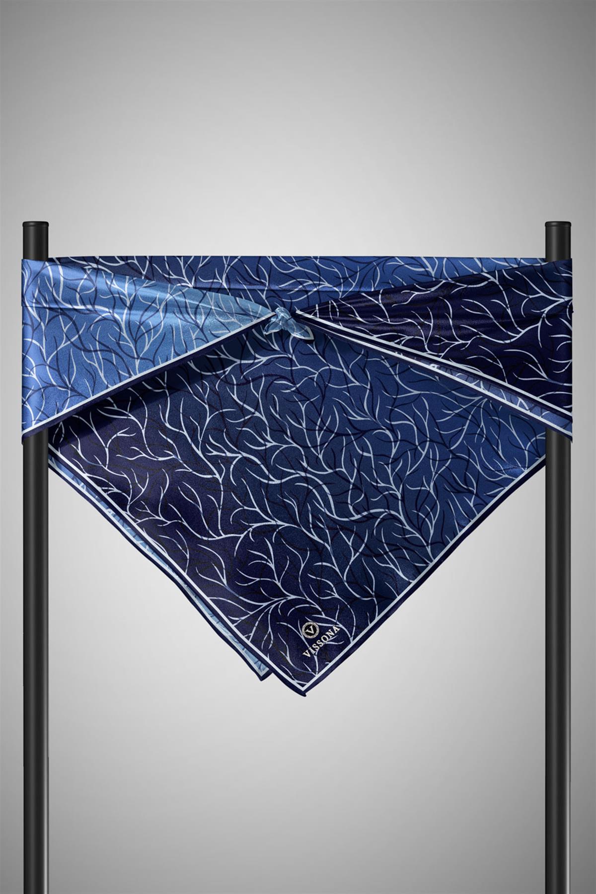 %100 Twill İpek Degrade Desenli Lacivert Renkli 90x90 Eşarp Dikim Şekli : El Dikişi