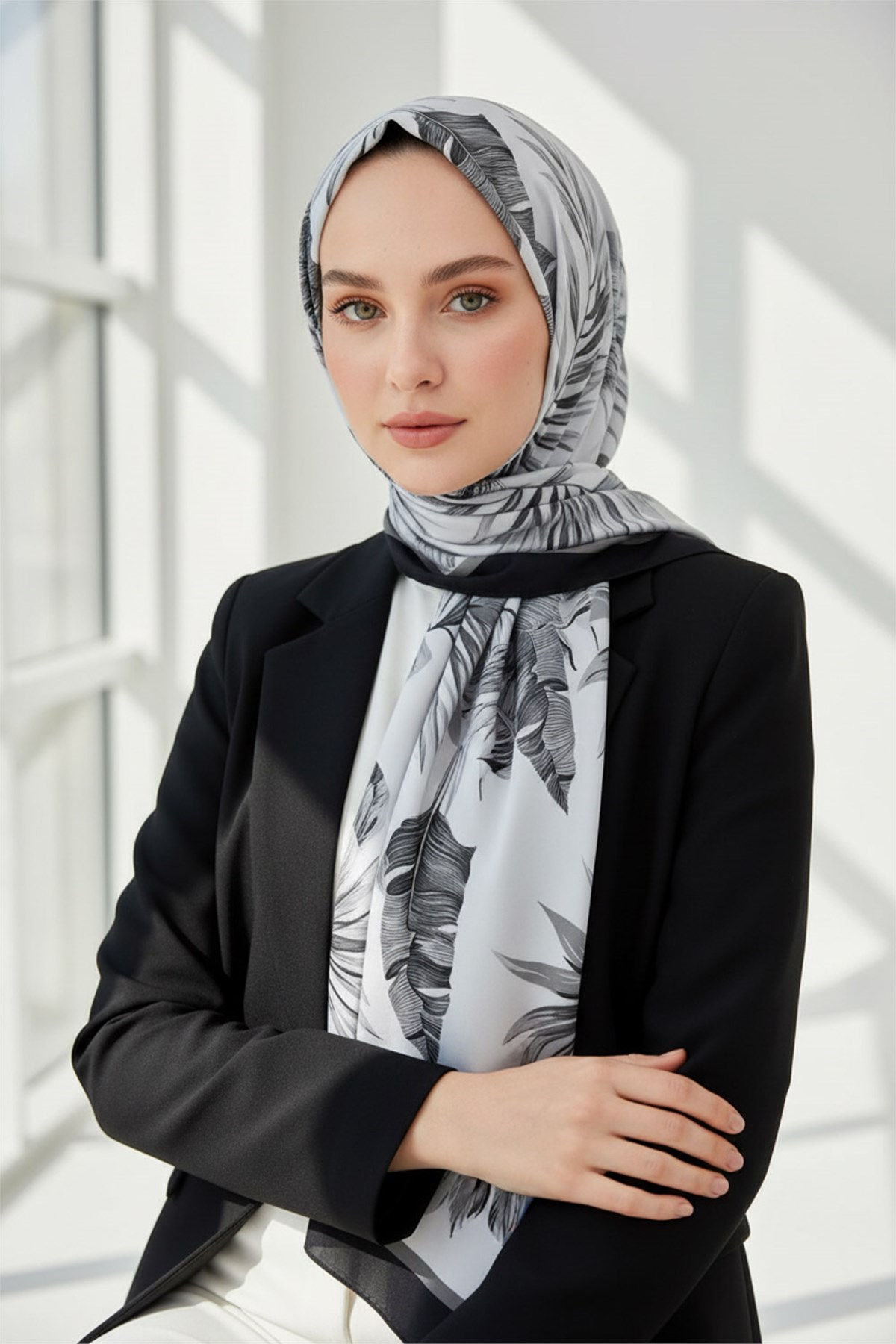KREP YAPRAK DESENLİ VİZON - BEJ RENKLİ 75X195 KIRIŞMAZ ŞAL