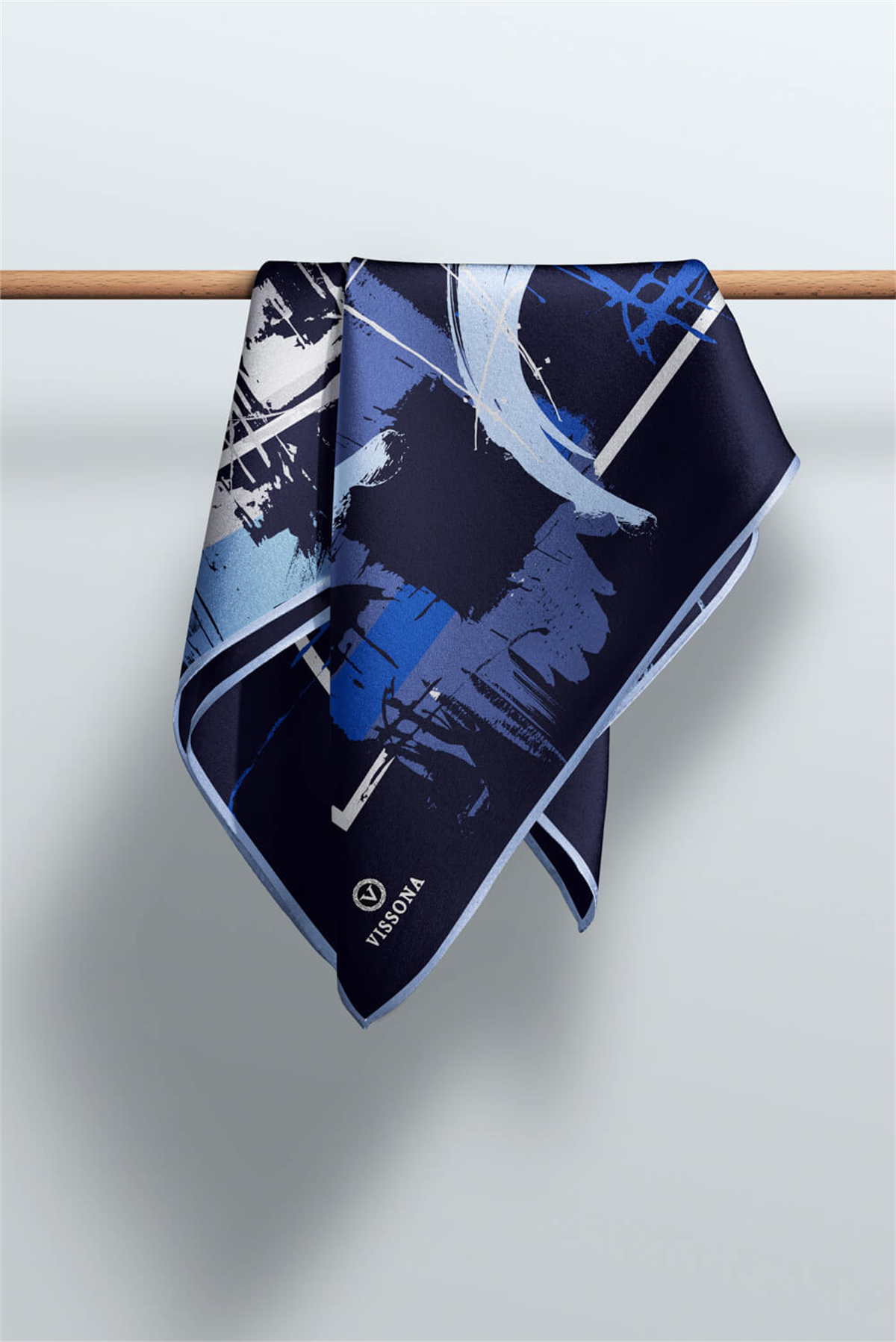 % 57 İPEK % 43 VİSKON Twill İpek Geometrik Desenli Lacivert - Bebe Mavisi Renkli 90x90 Eşarp Dikim Şekli : El Dikişi