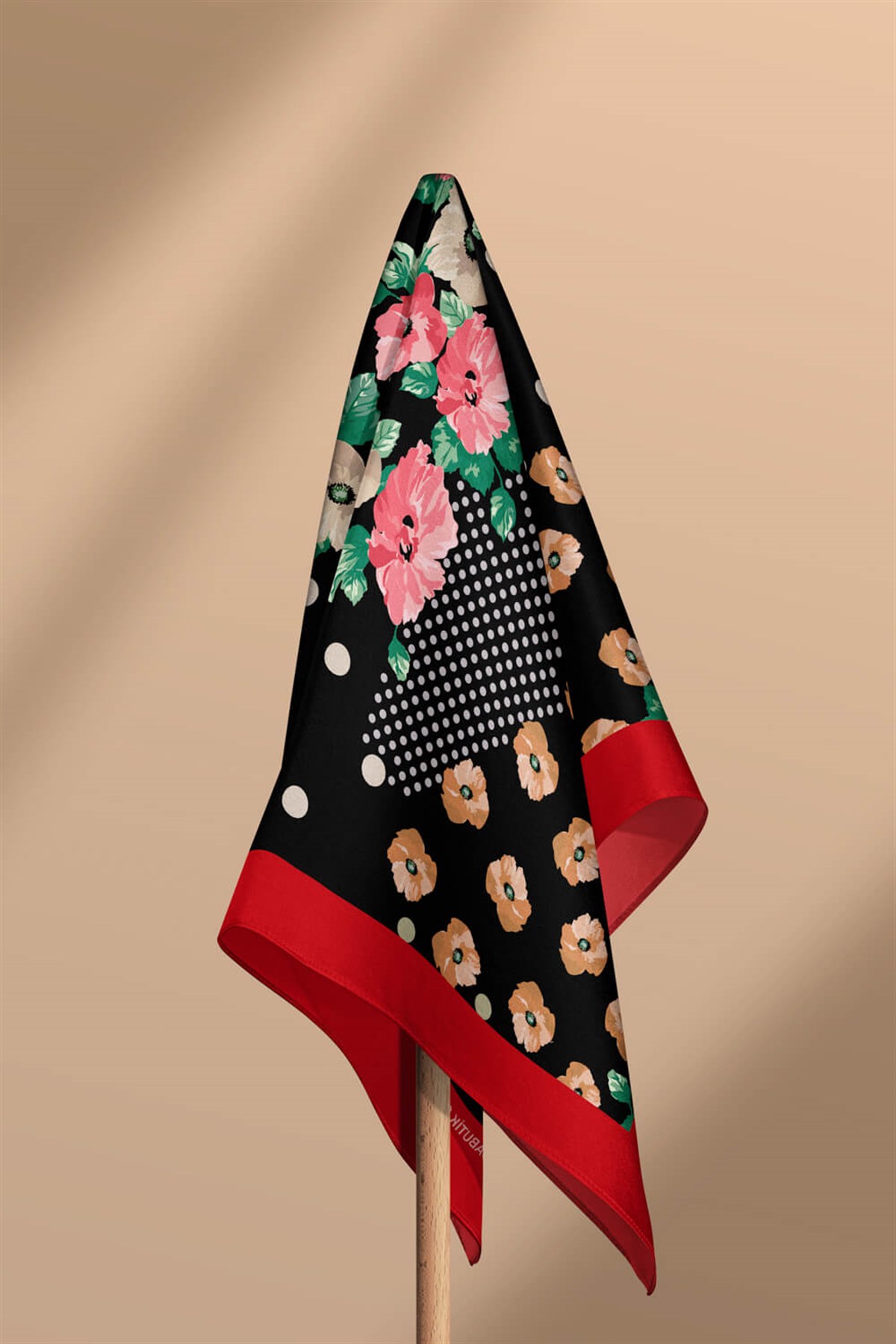D107 Kadın Patchwork Desenli Bandana 50x50 Yeşil Pembe