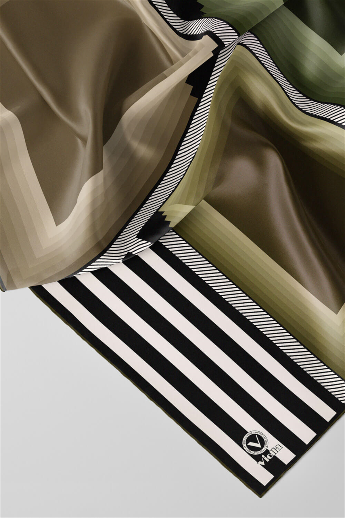 Twill Geometrik Desenli Haki Renkli 90x90 Eşarp (İpek İçermez) Kenar Dikiş Şekli El Dikişli