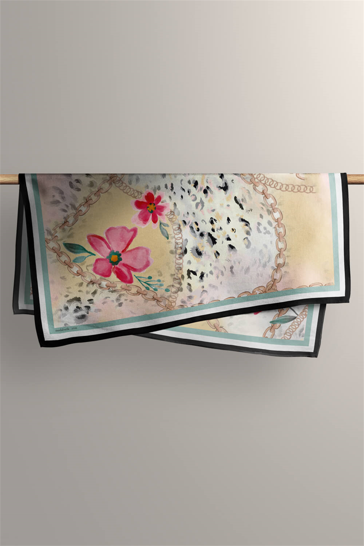 G22 LEOPARD COLOR FLOWERS BANDANA