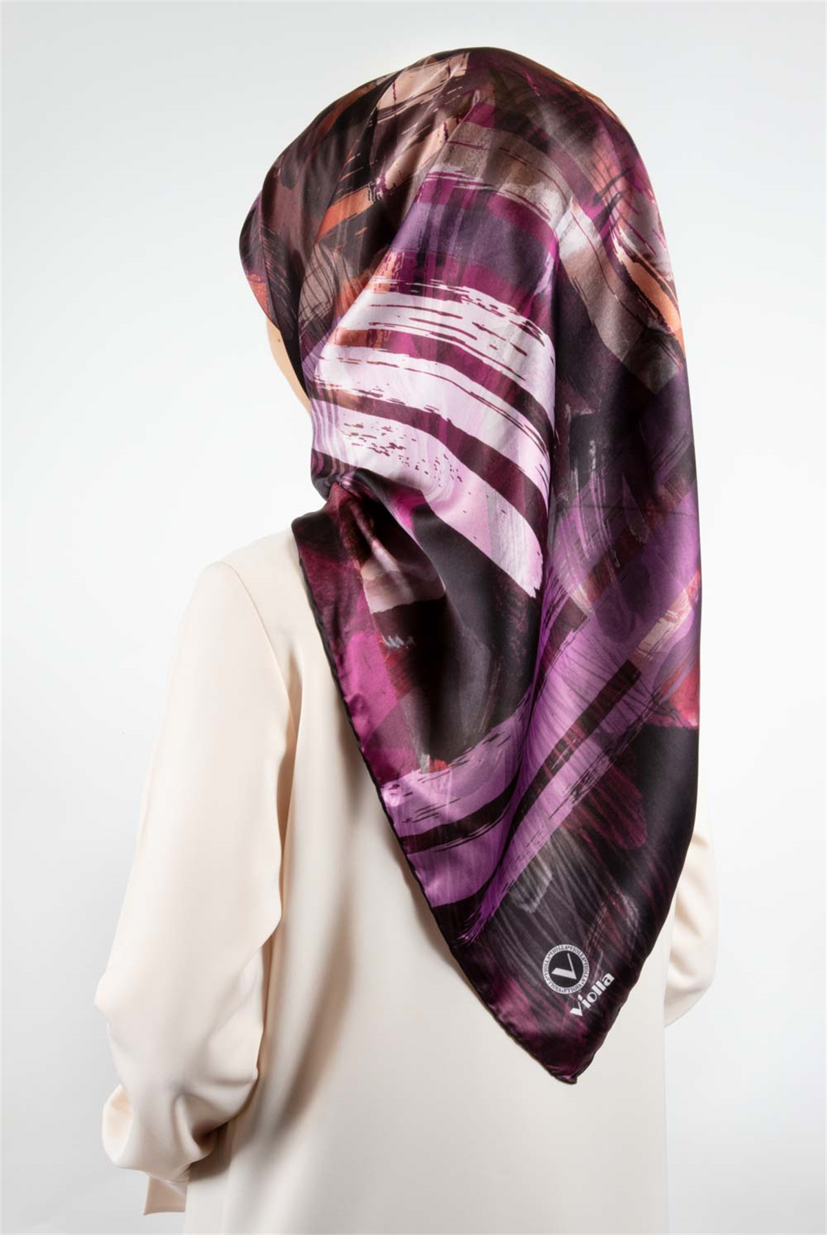 Rayon Fırça Darbeli Batik Desenli Mor Renkli 90x90 Eşarp (İpek İçermez) Dikim Şekli : El Dikişi