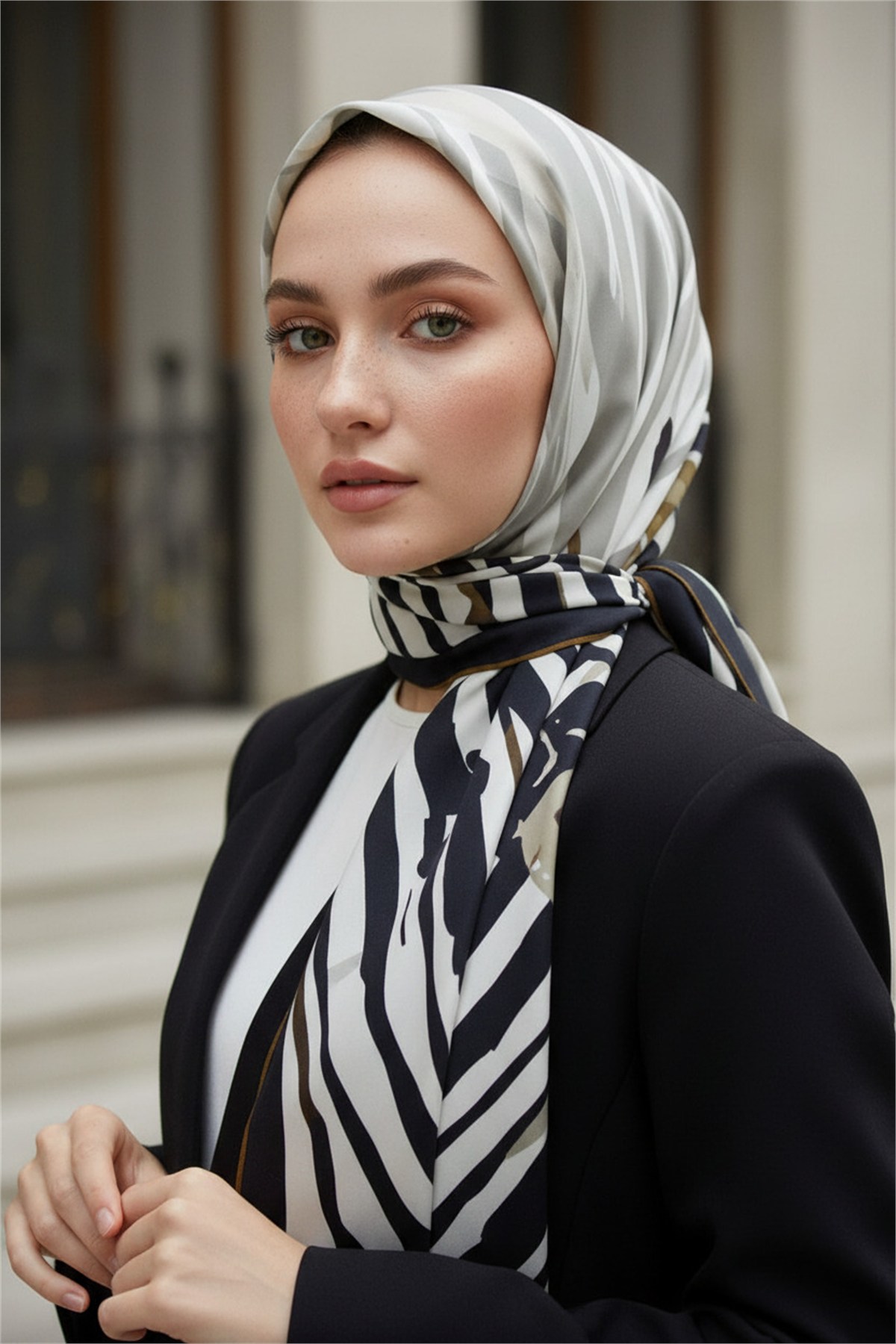 KREP ZEBRA VE ÇİÇEK DESENLİ HARDAL RENKLİ 75X195 KIRIŞMAZ ŞAL