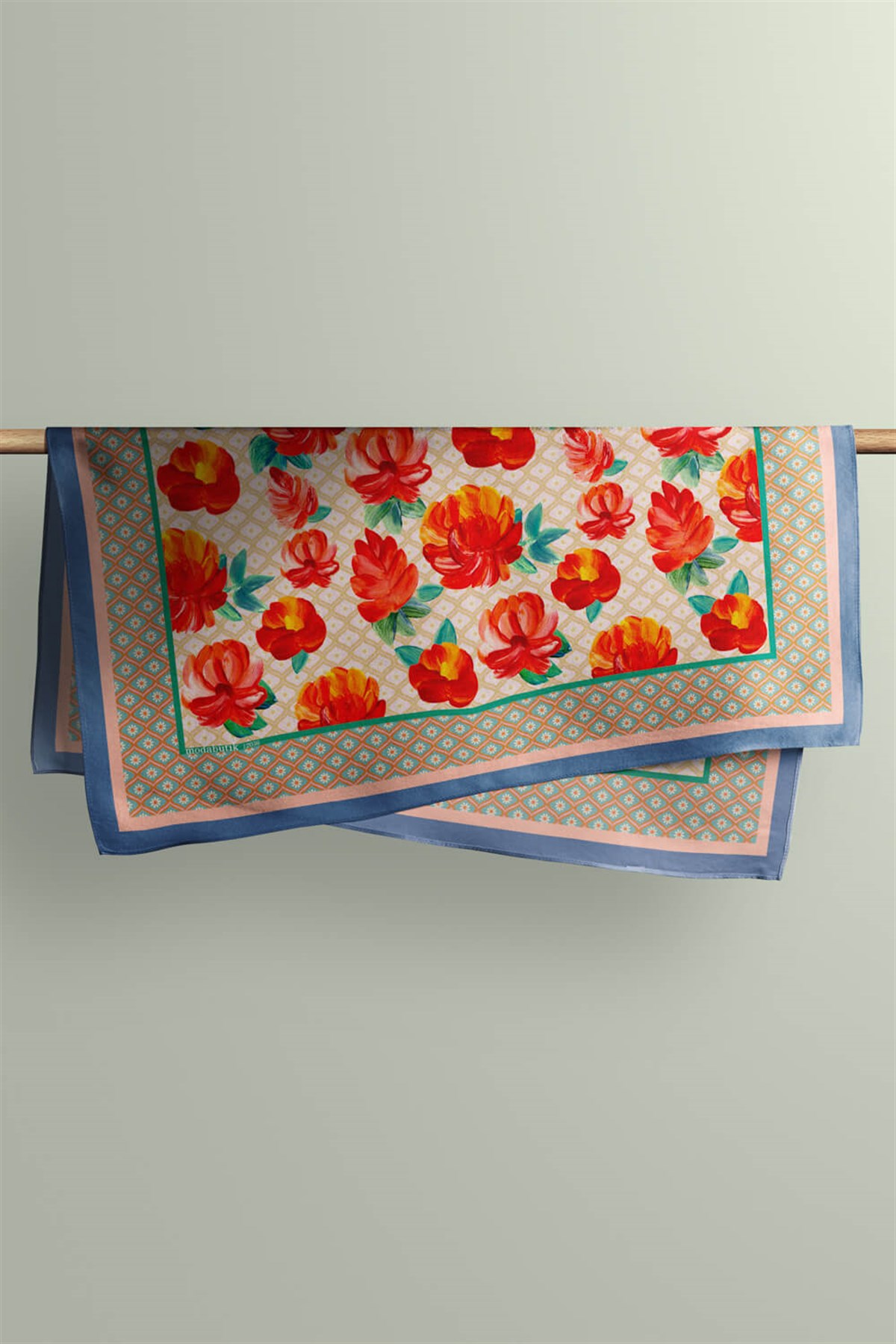 Violla B27  MODERN ÇİÇEKLER TASARIMLI BANDANA