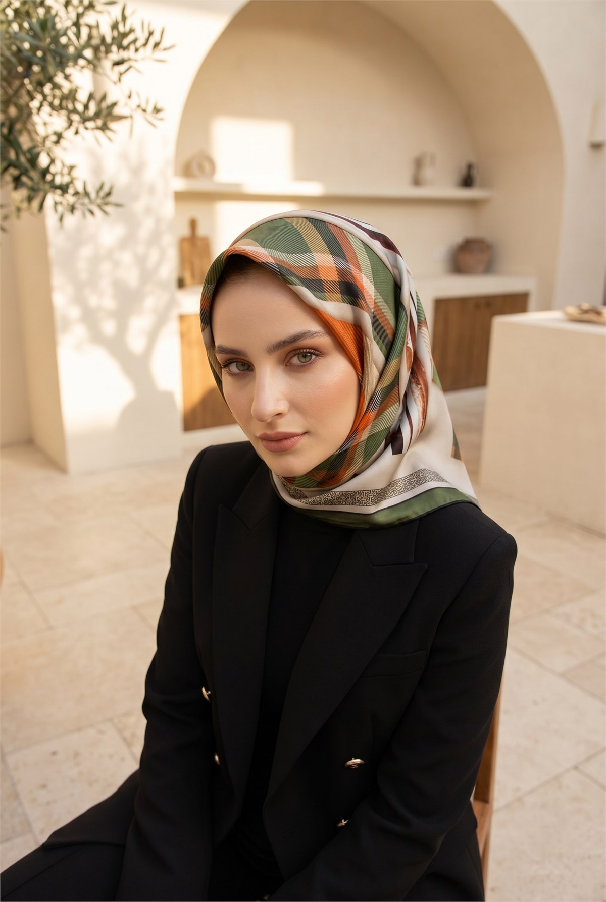 %100 Twill İpek Eşarp 90x90 Haki Taba Ekose Desenli El Dikişli Kadın Eşarp